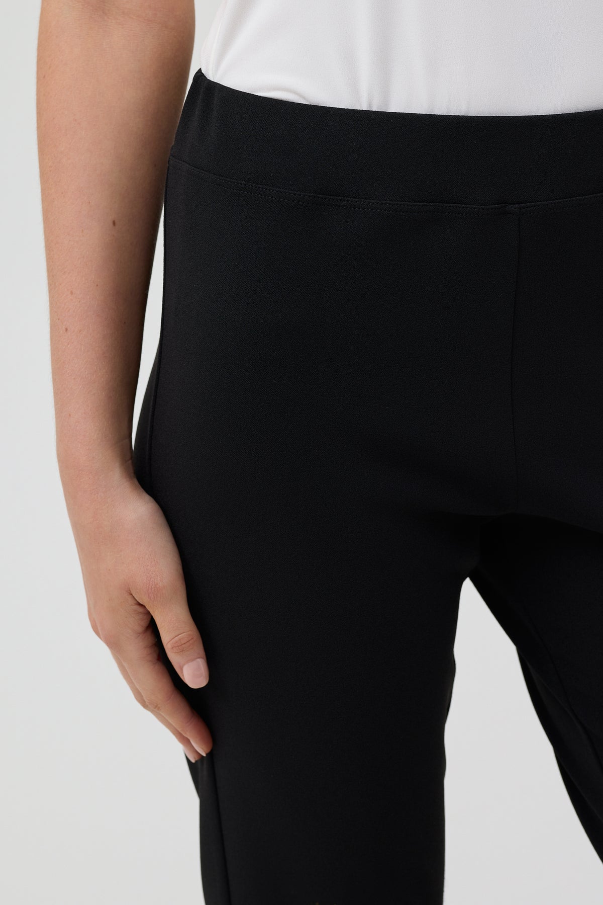 ESCAPE PANT