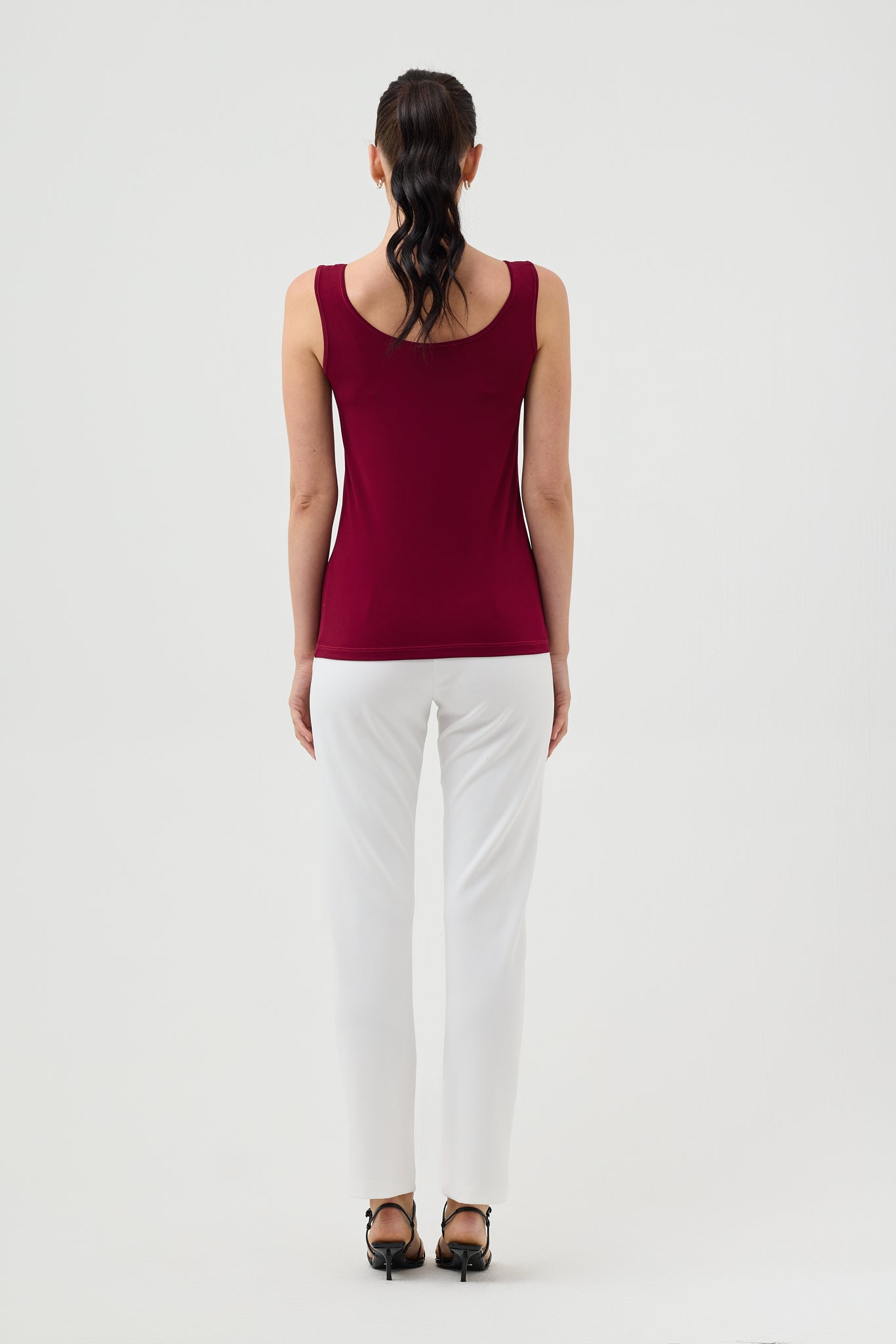 SCOOP NECK TANK