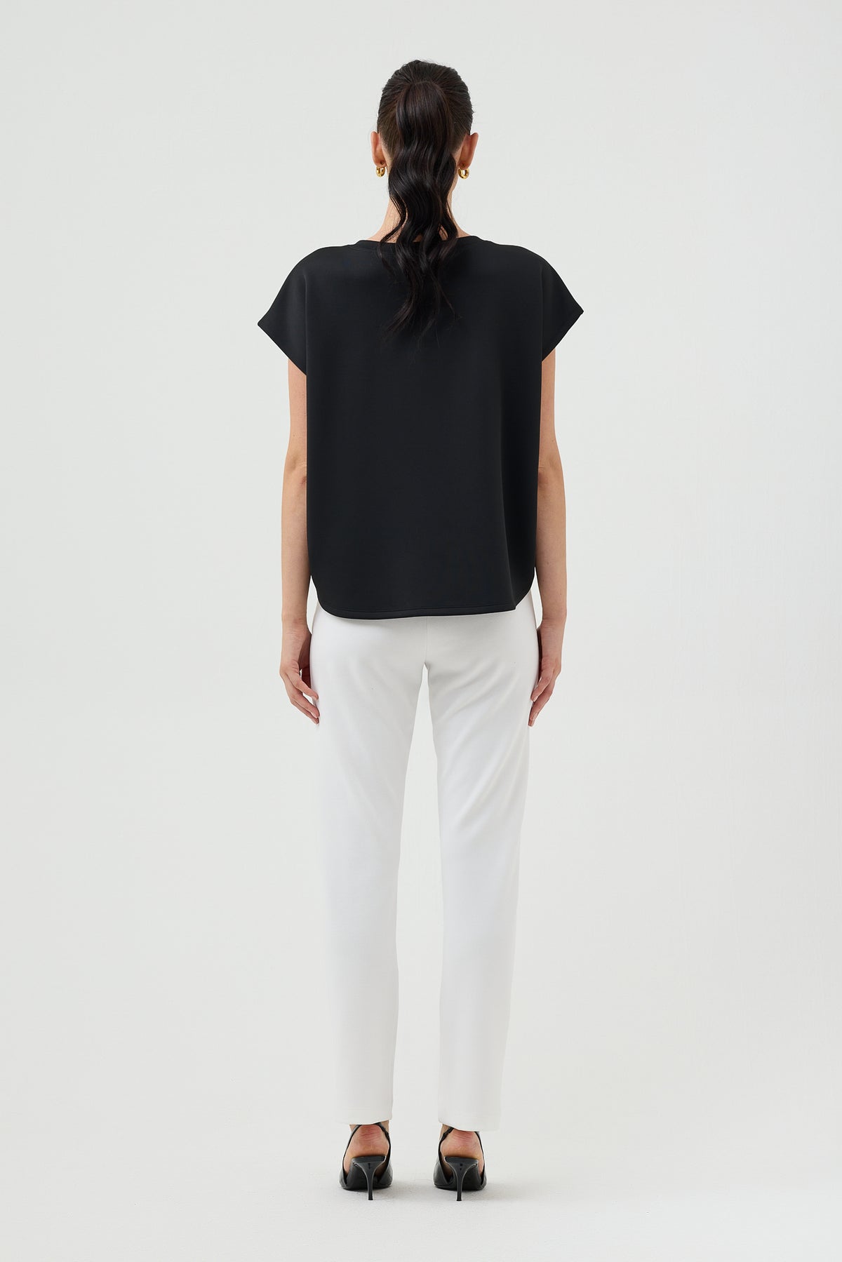 UPTOWN TEE