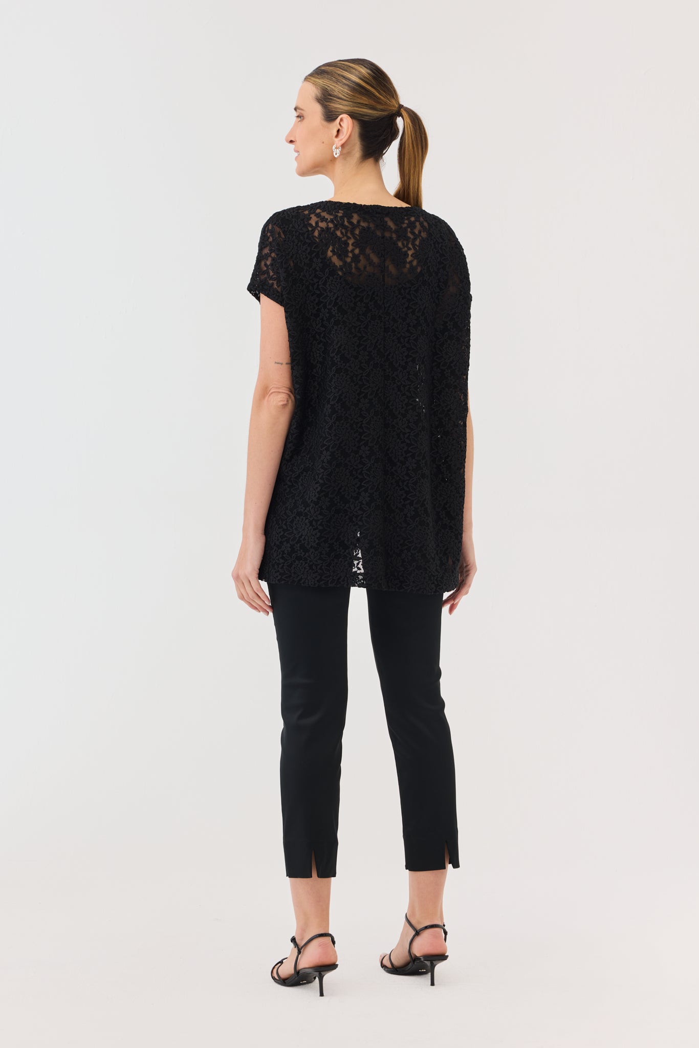MYSTIQUE LACE TEE