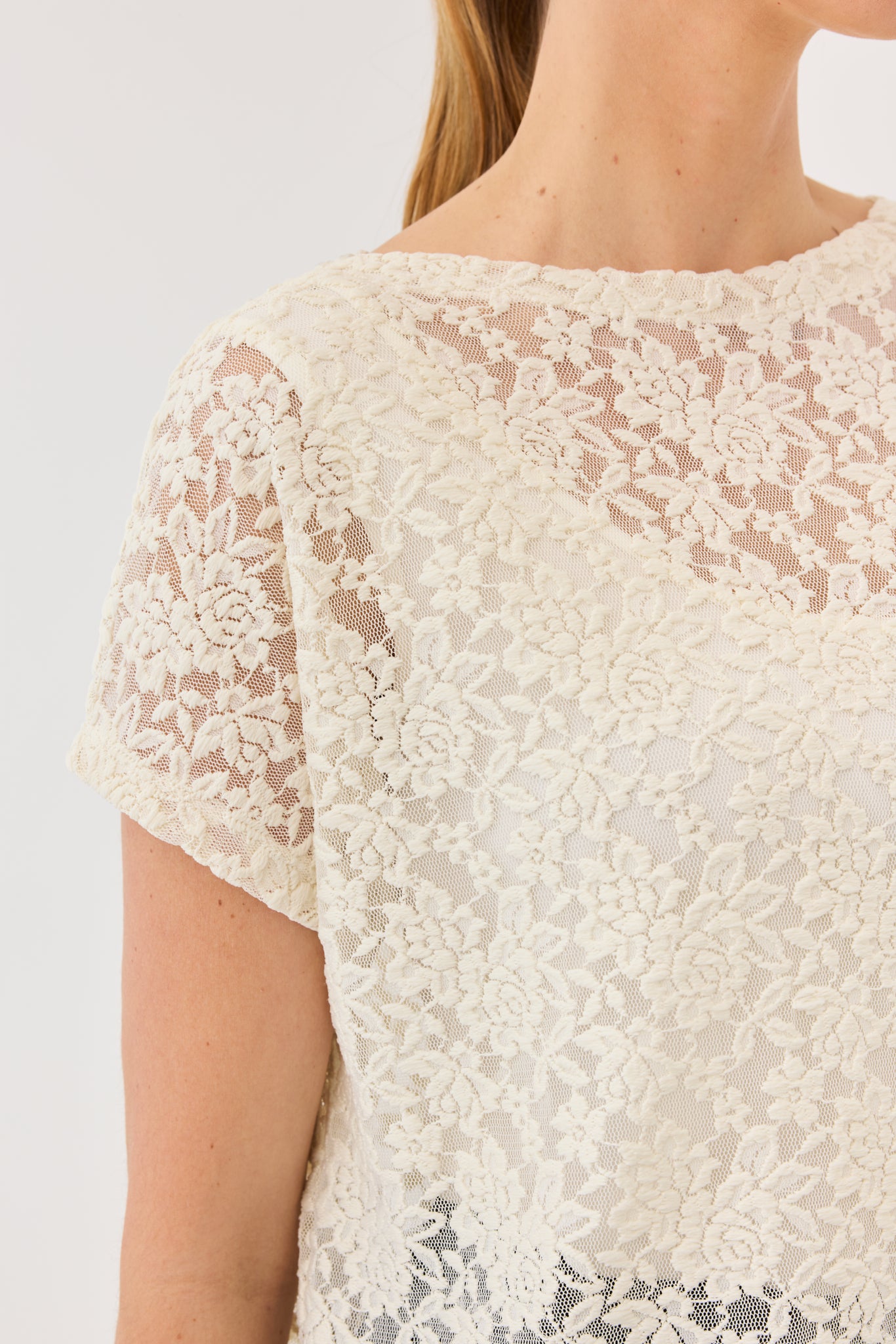 MYSTIQUE LACE TEE