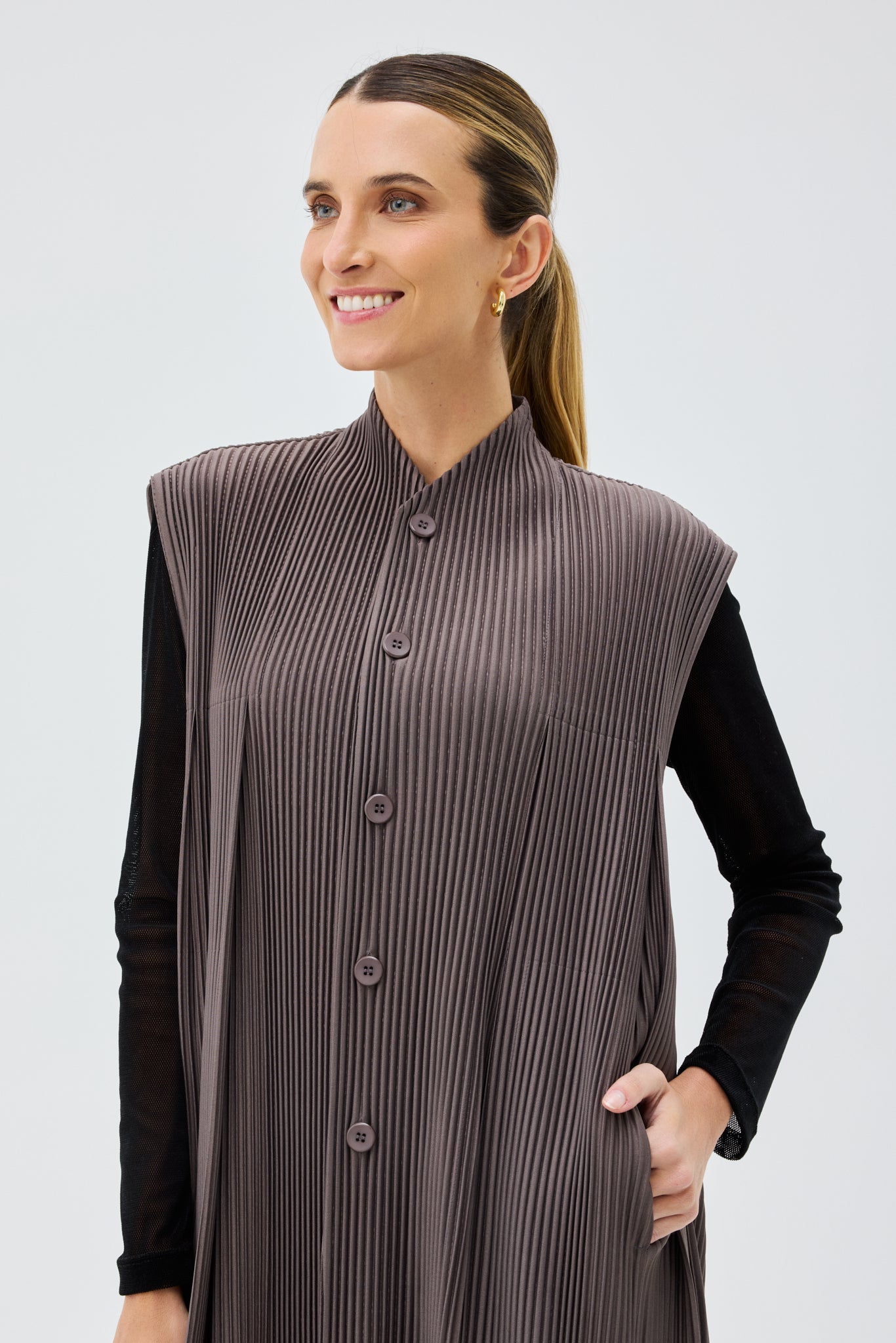 OSAKA VEST