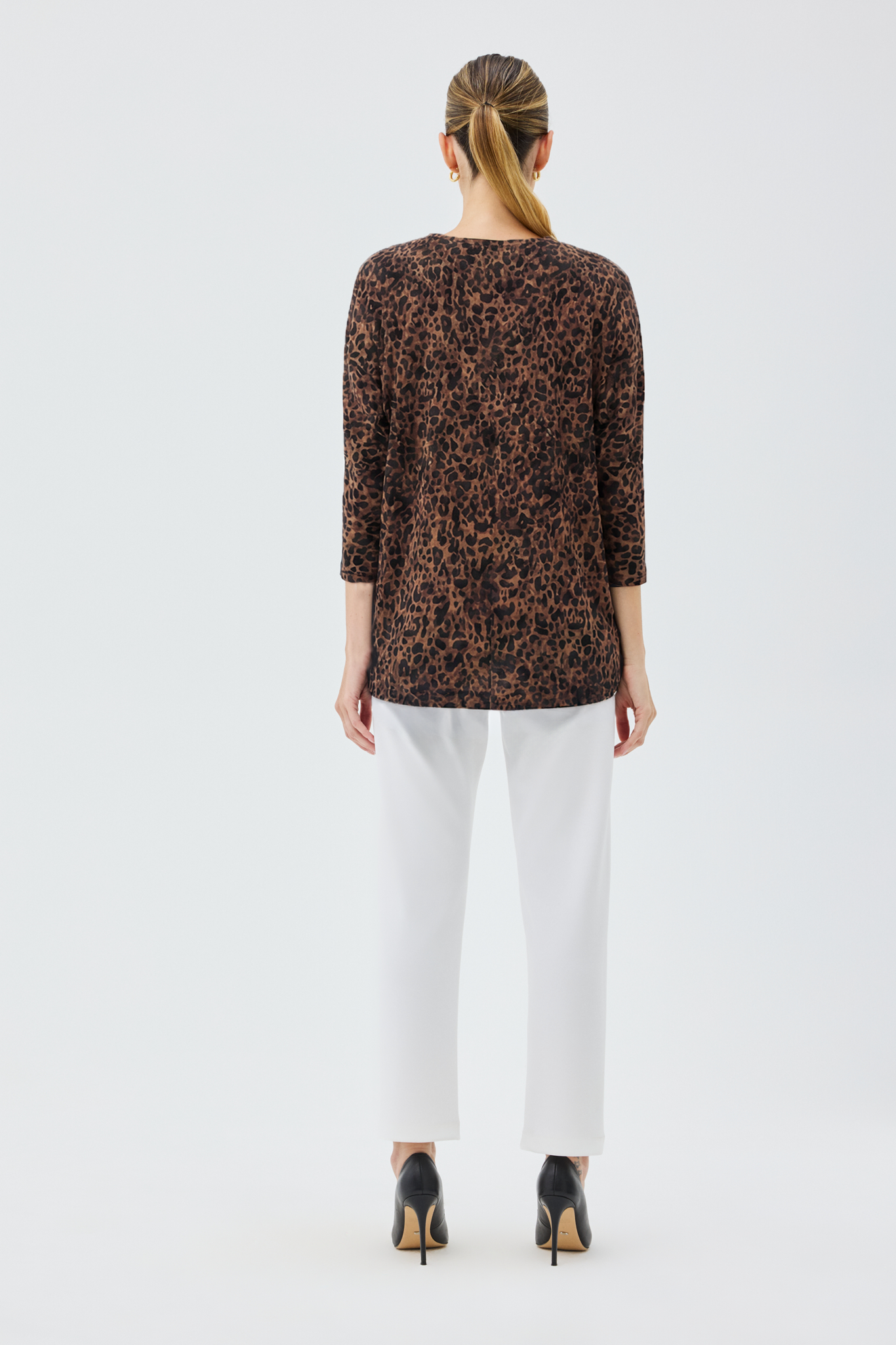 HUNTER SASSY TOP