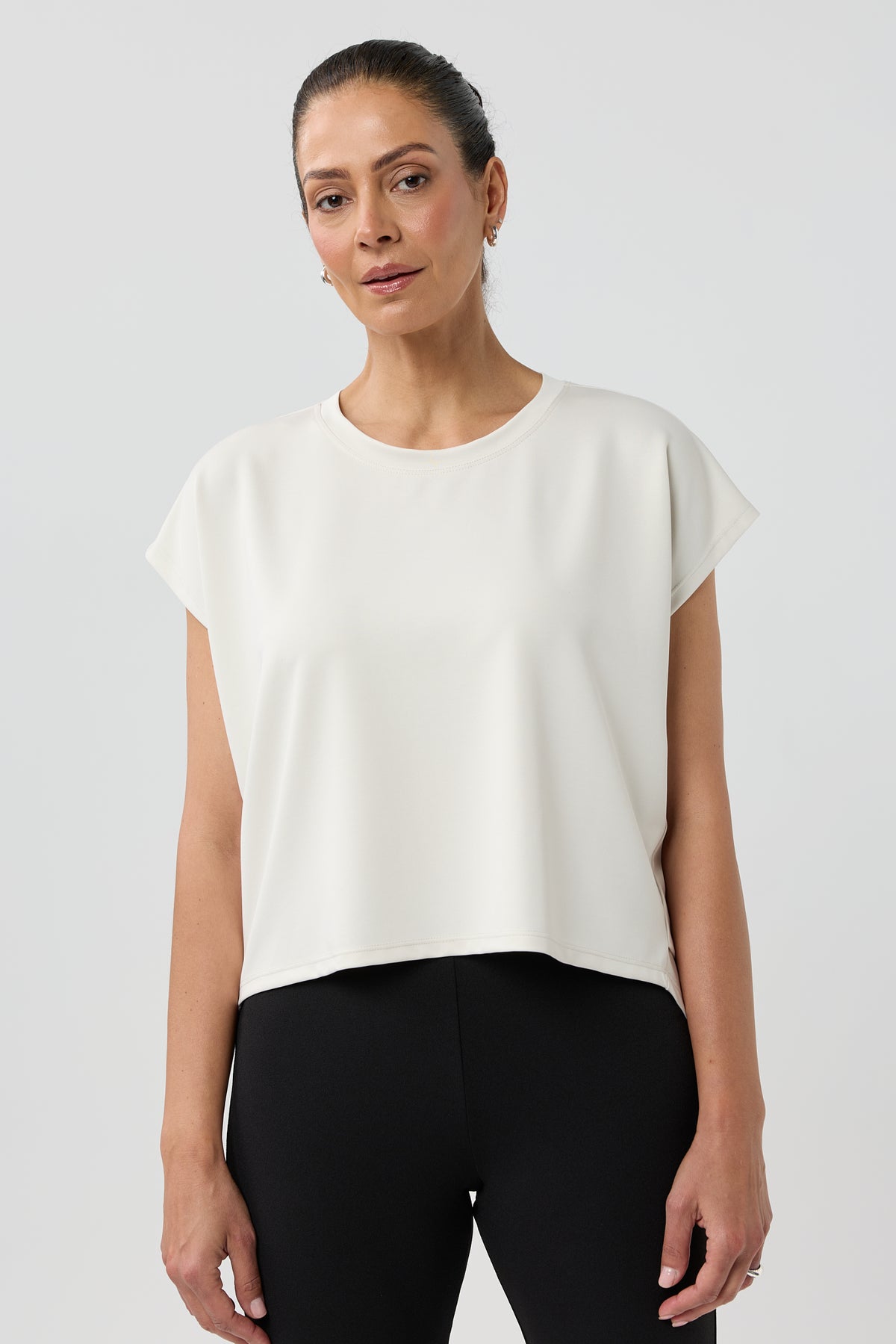 UPTOWN TEE
