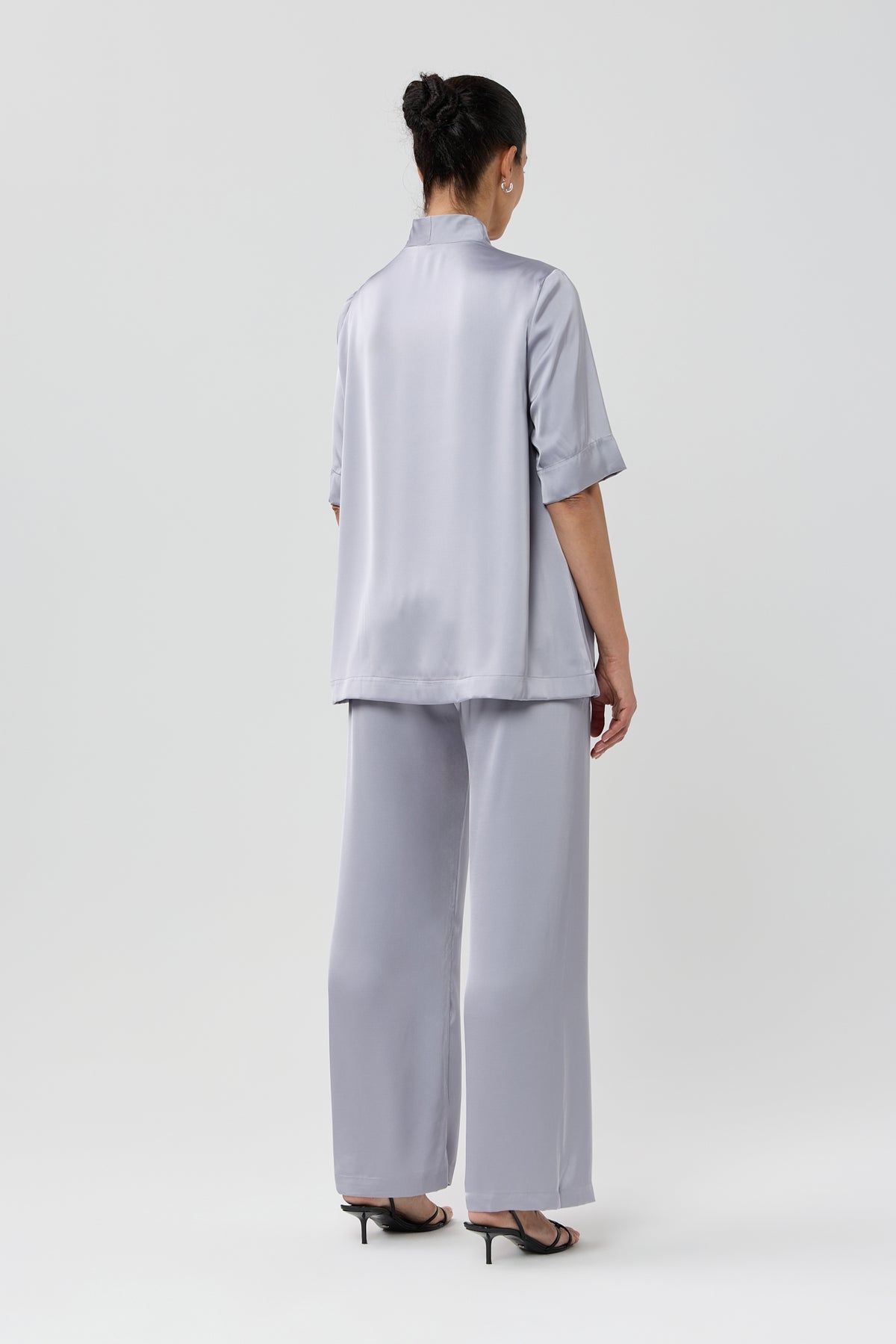 SKYLINE SATIN TOP