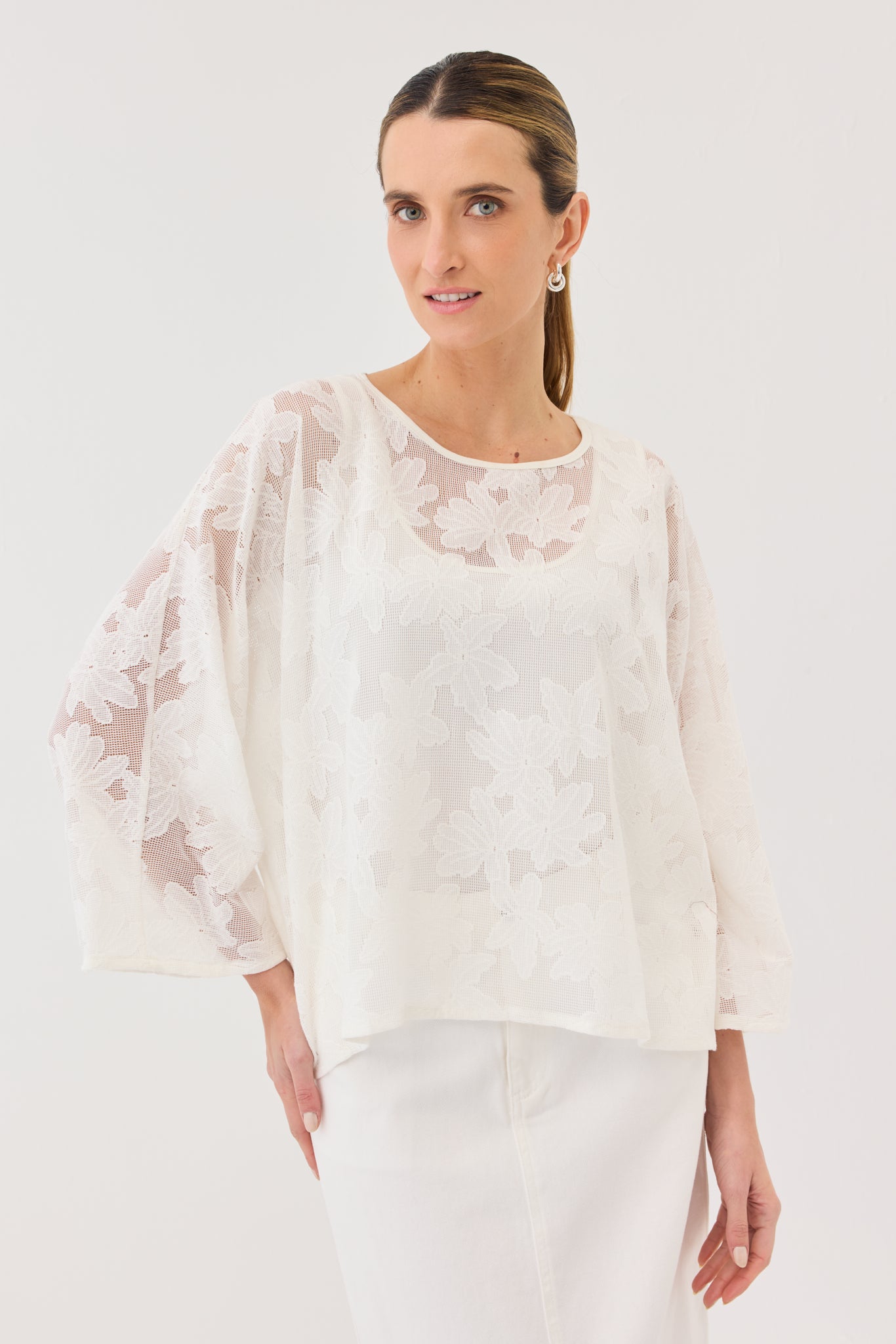 GRACE LACE TOP