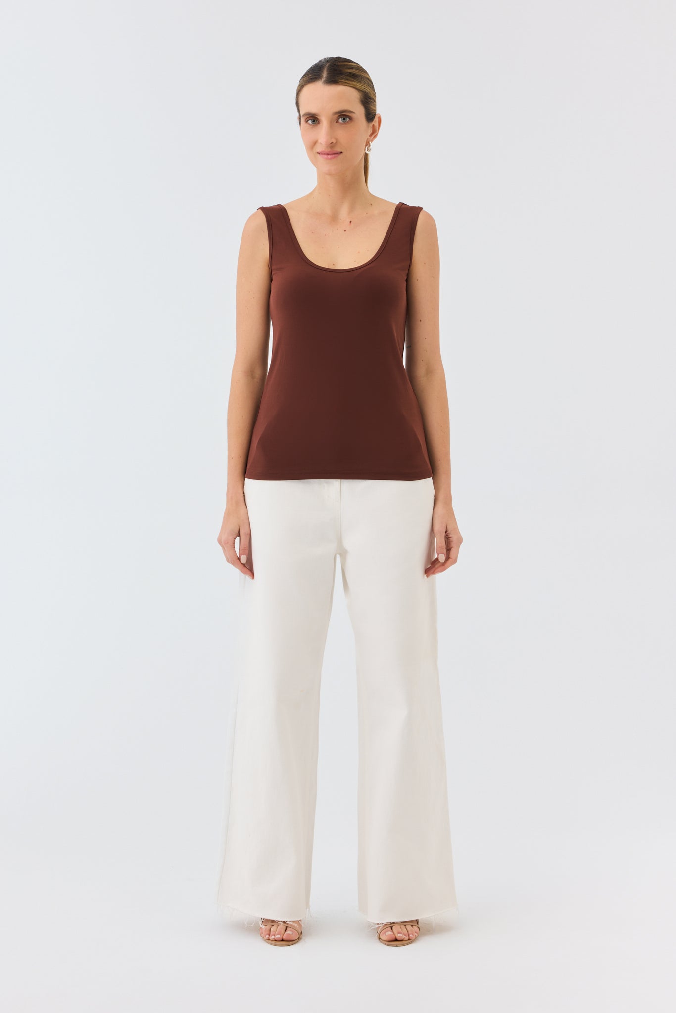 SEASONAL SCOOP NECK TANK