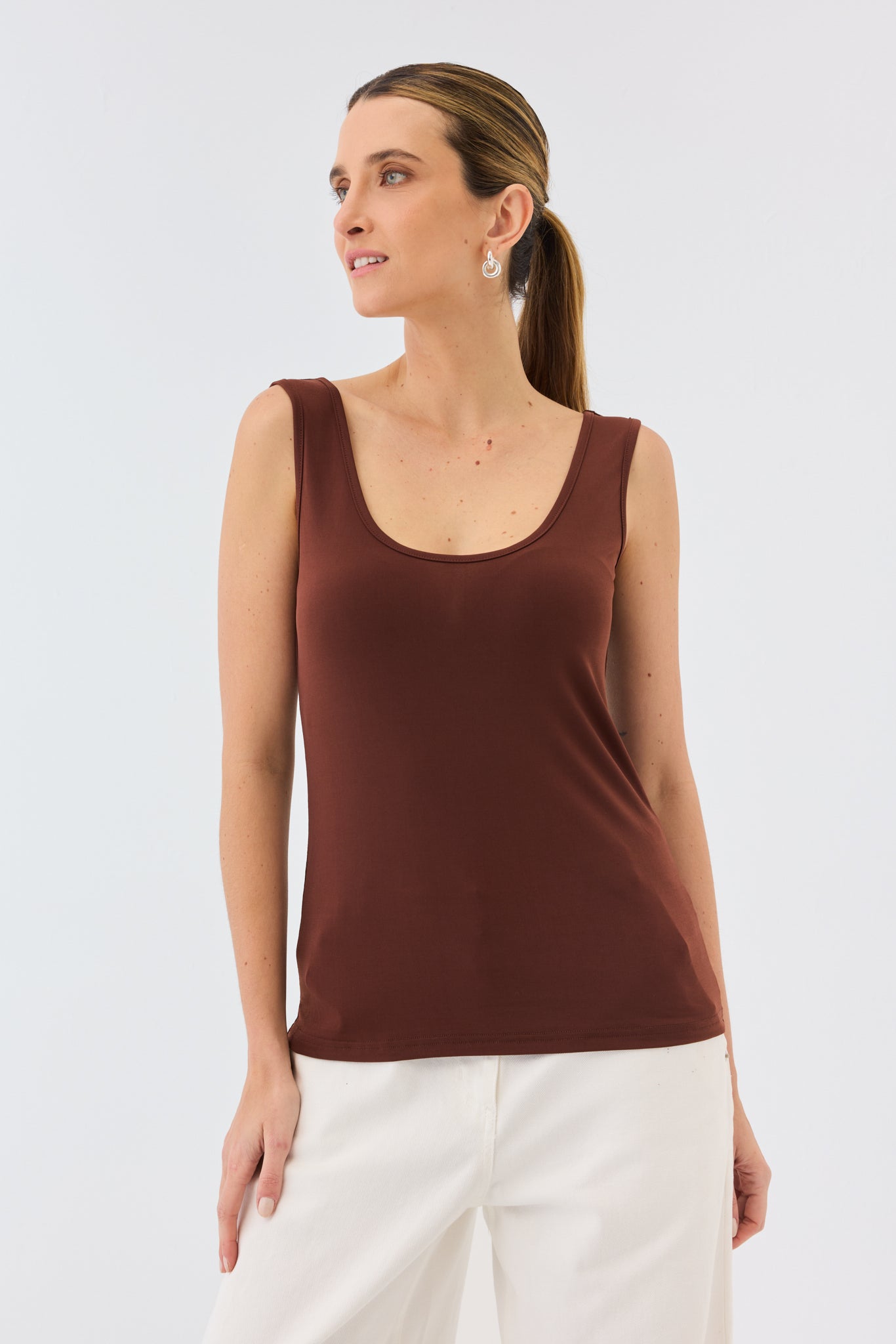 SEASONAL SCOOP NECK TANK