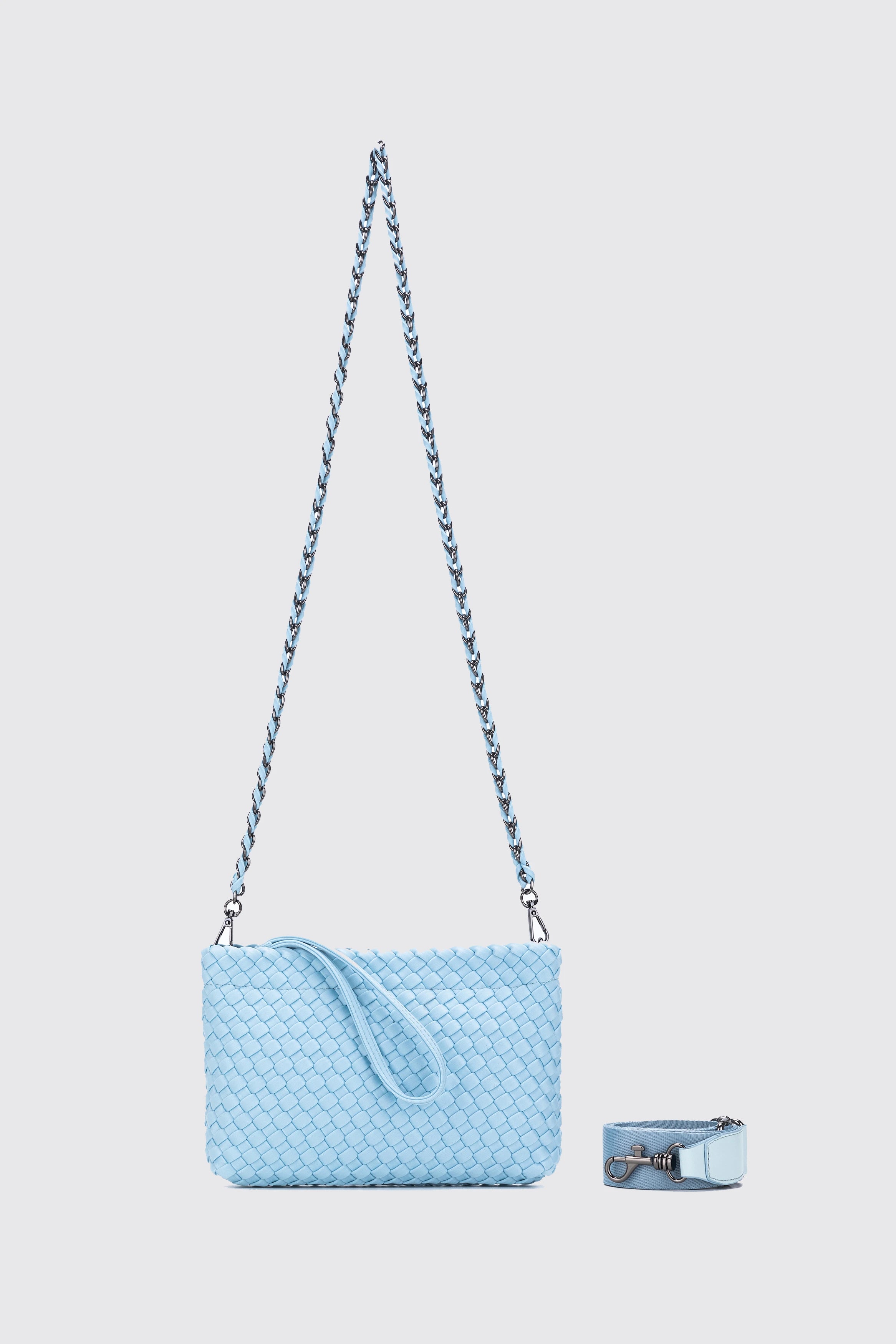 ARIA CLUTCH CROSSBODY BABY BLUE