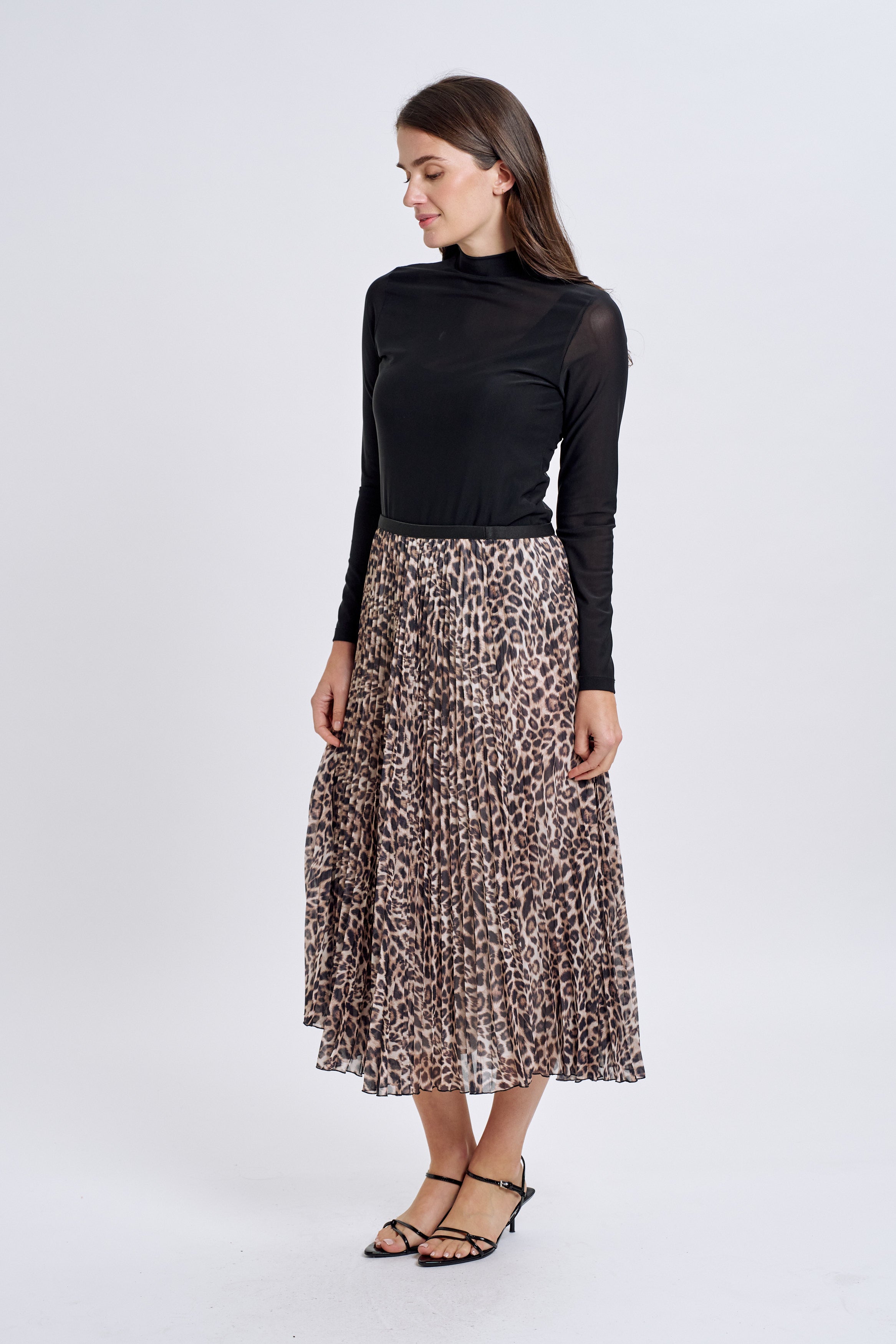 FIERCE PLEATED SKIRT