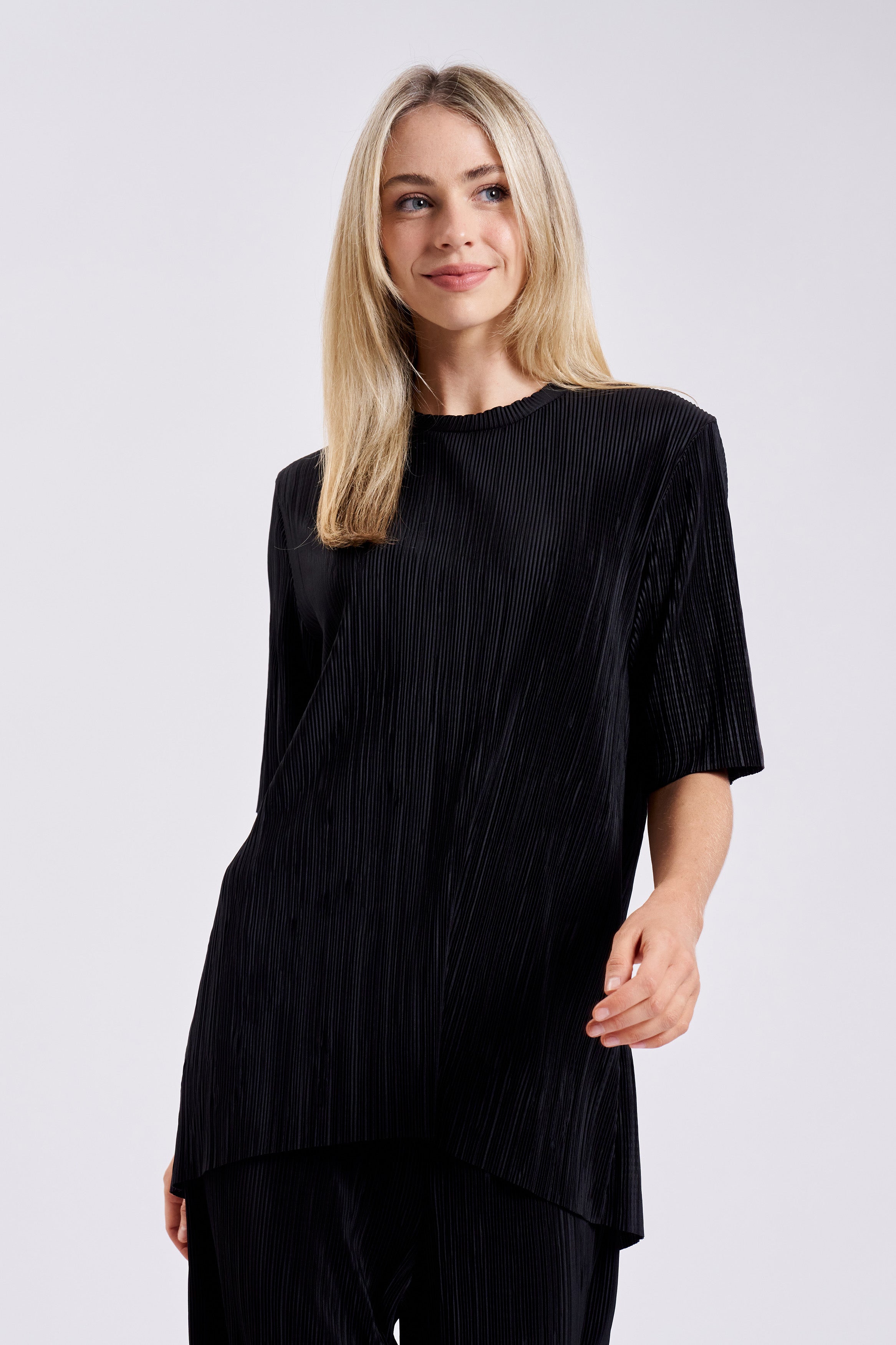 ESTER PLEATED TEE