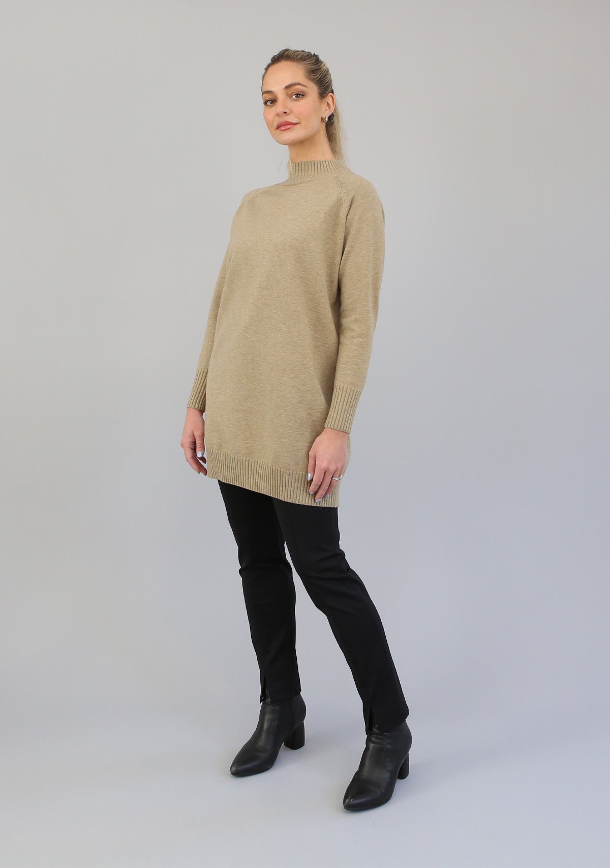 ROMY KNIT