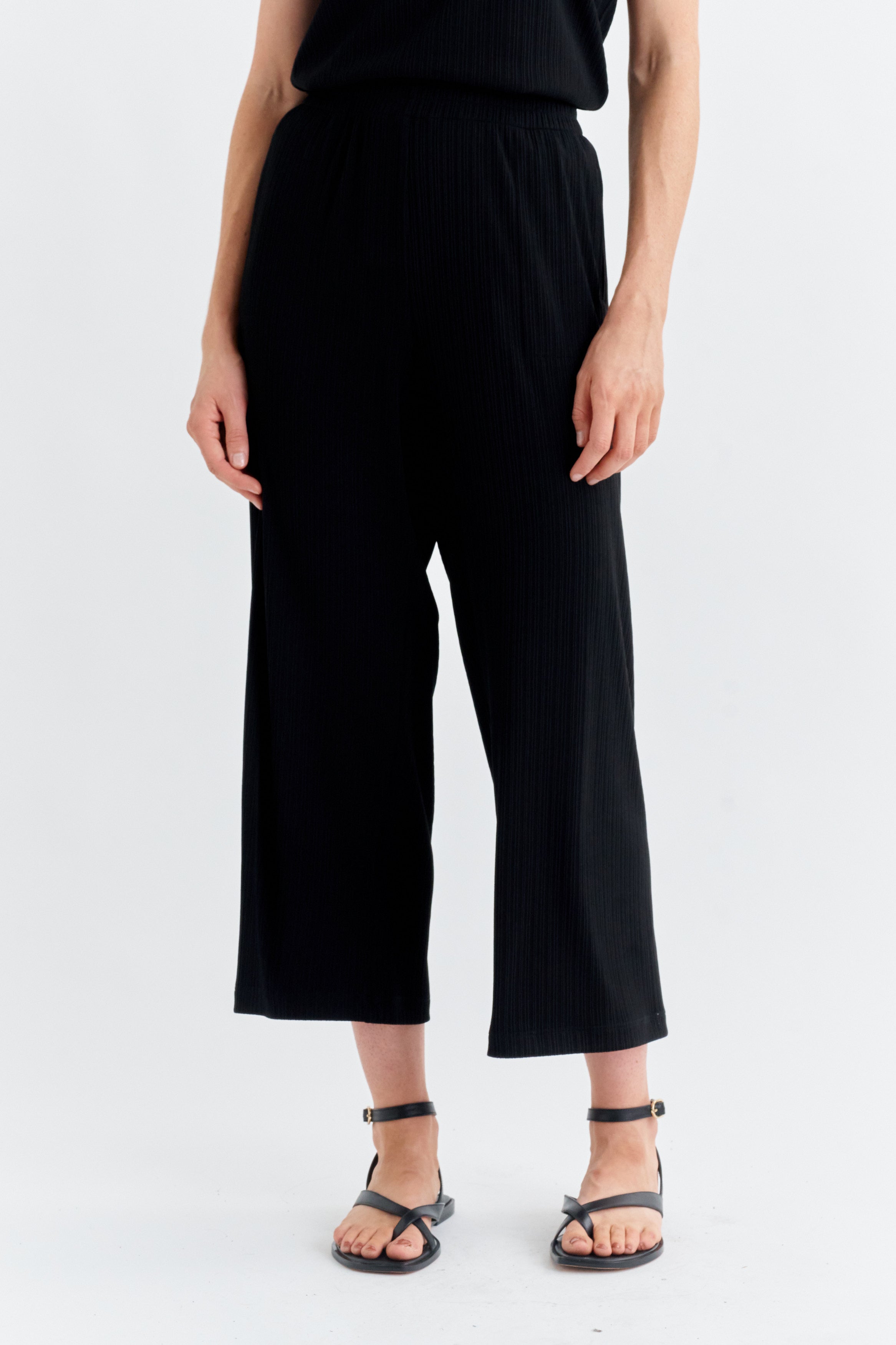 LUXE TRAVEL PANTS