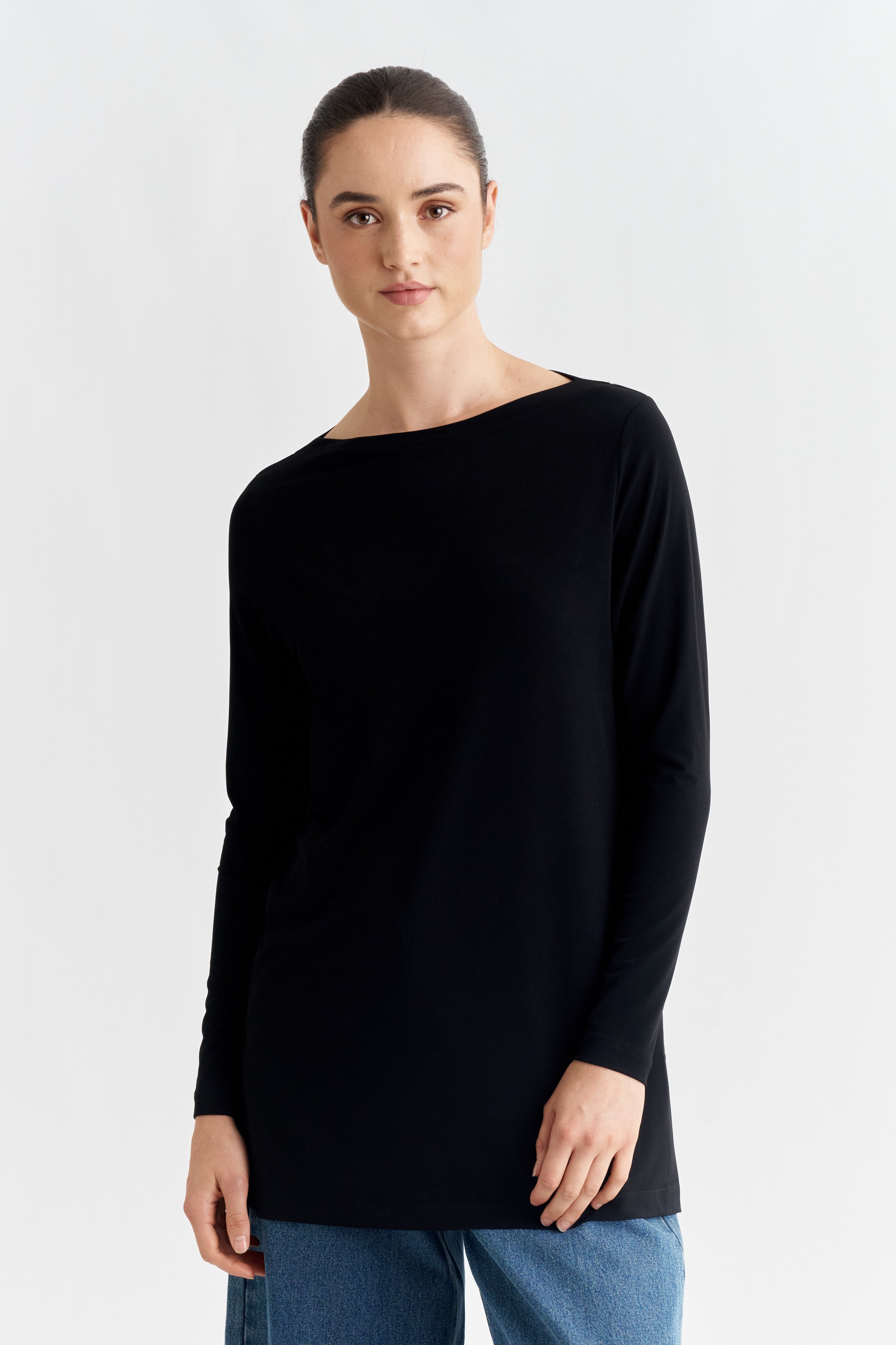 L/S BOATNECK TOP