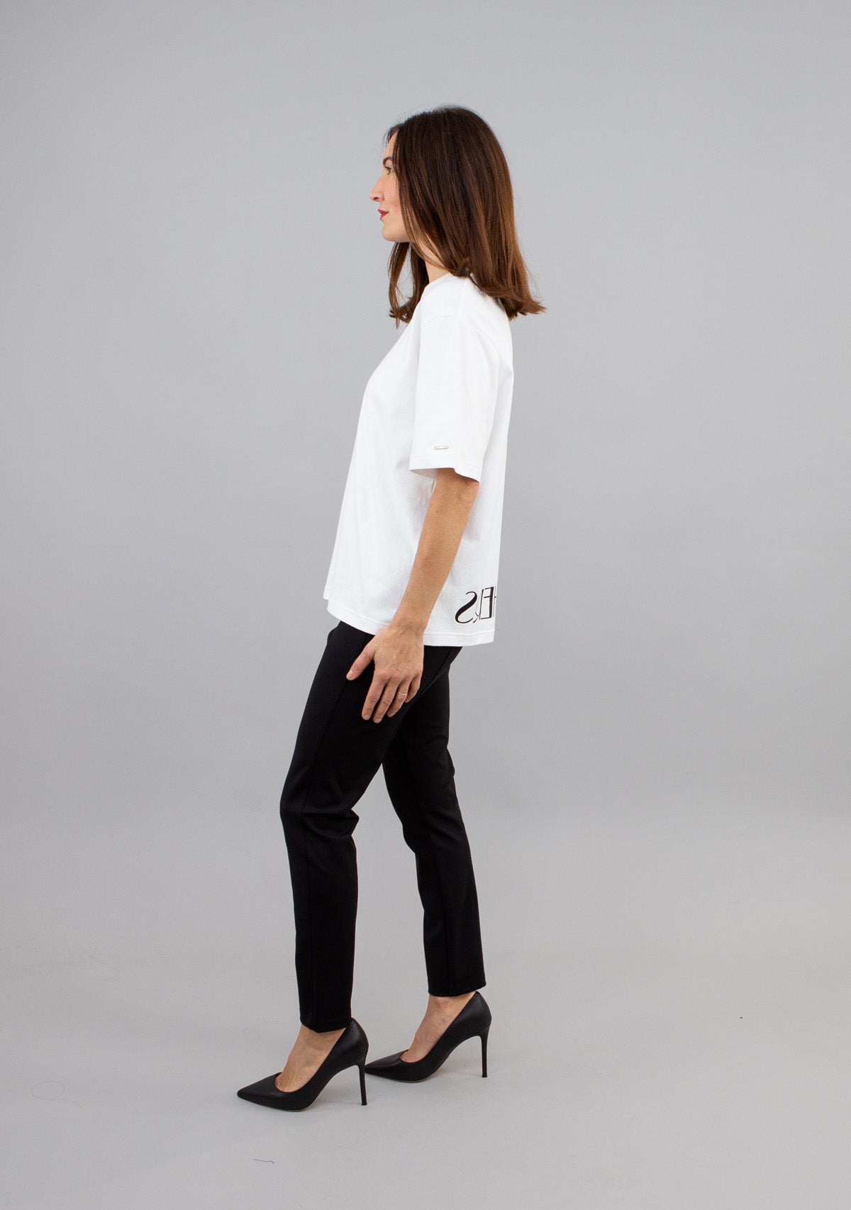 UNDERGROUND TEE