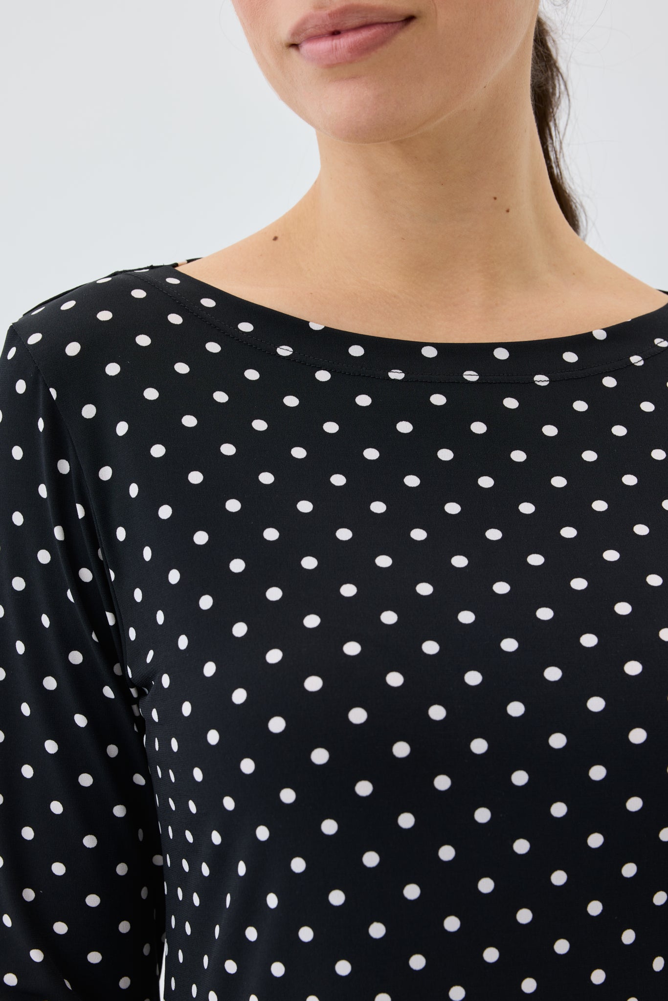 POLKA DOT BOATNECK
