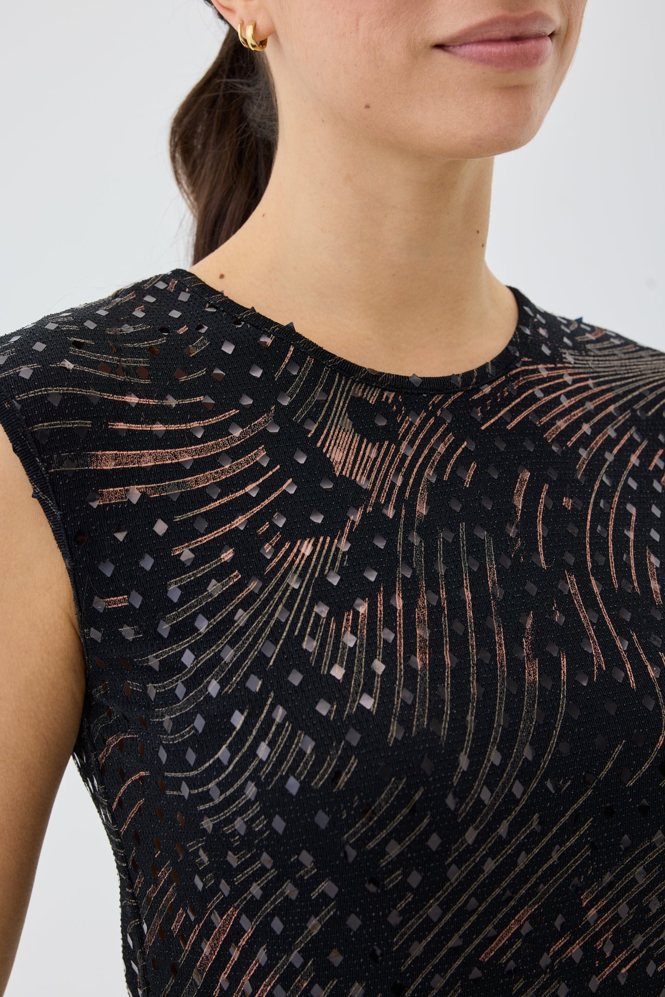 METALLIC TANK