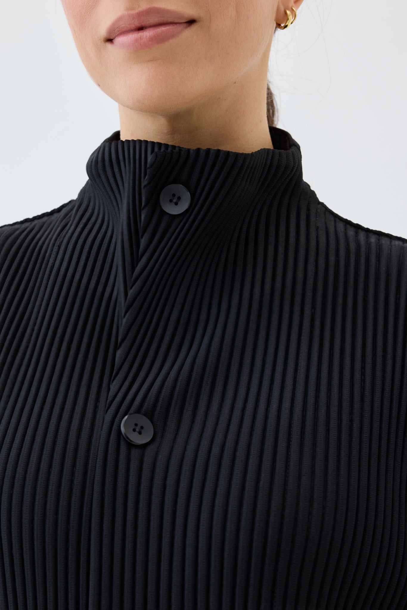 MONO PLEATED JACKET
