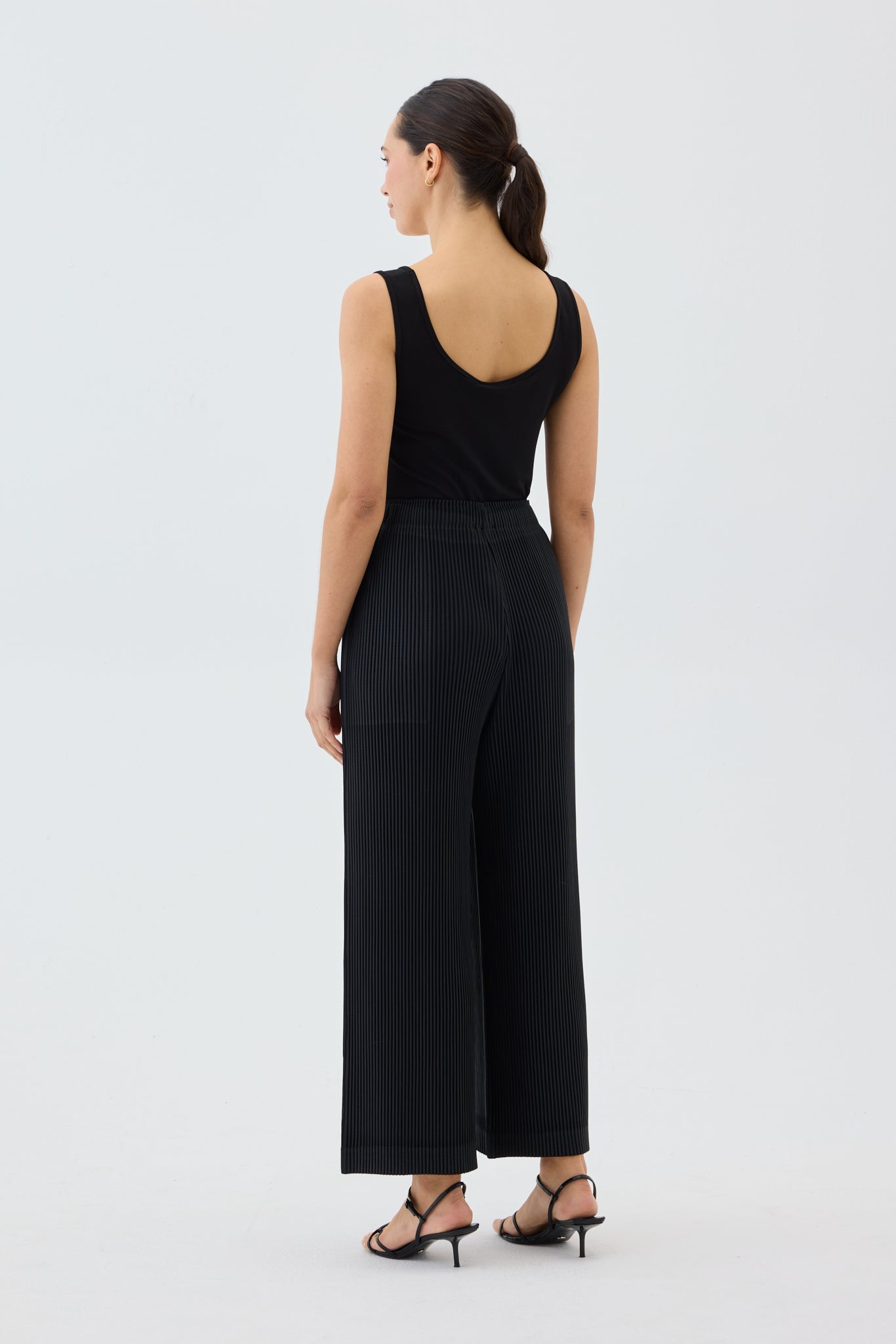 MONO PLEATED PANT