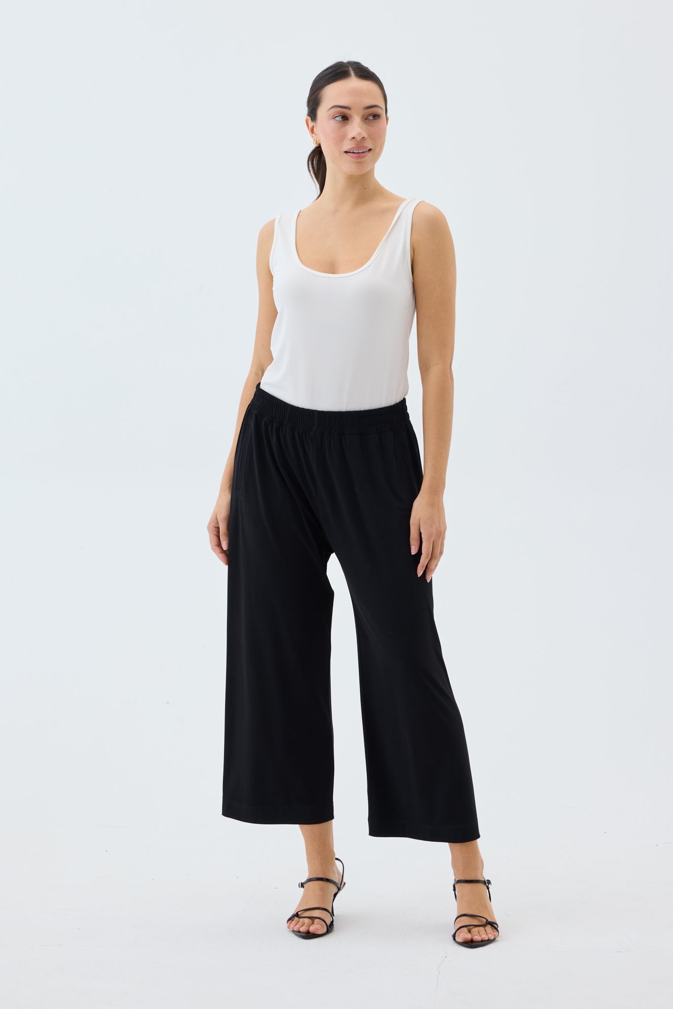 TRAVEL PANT