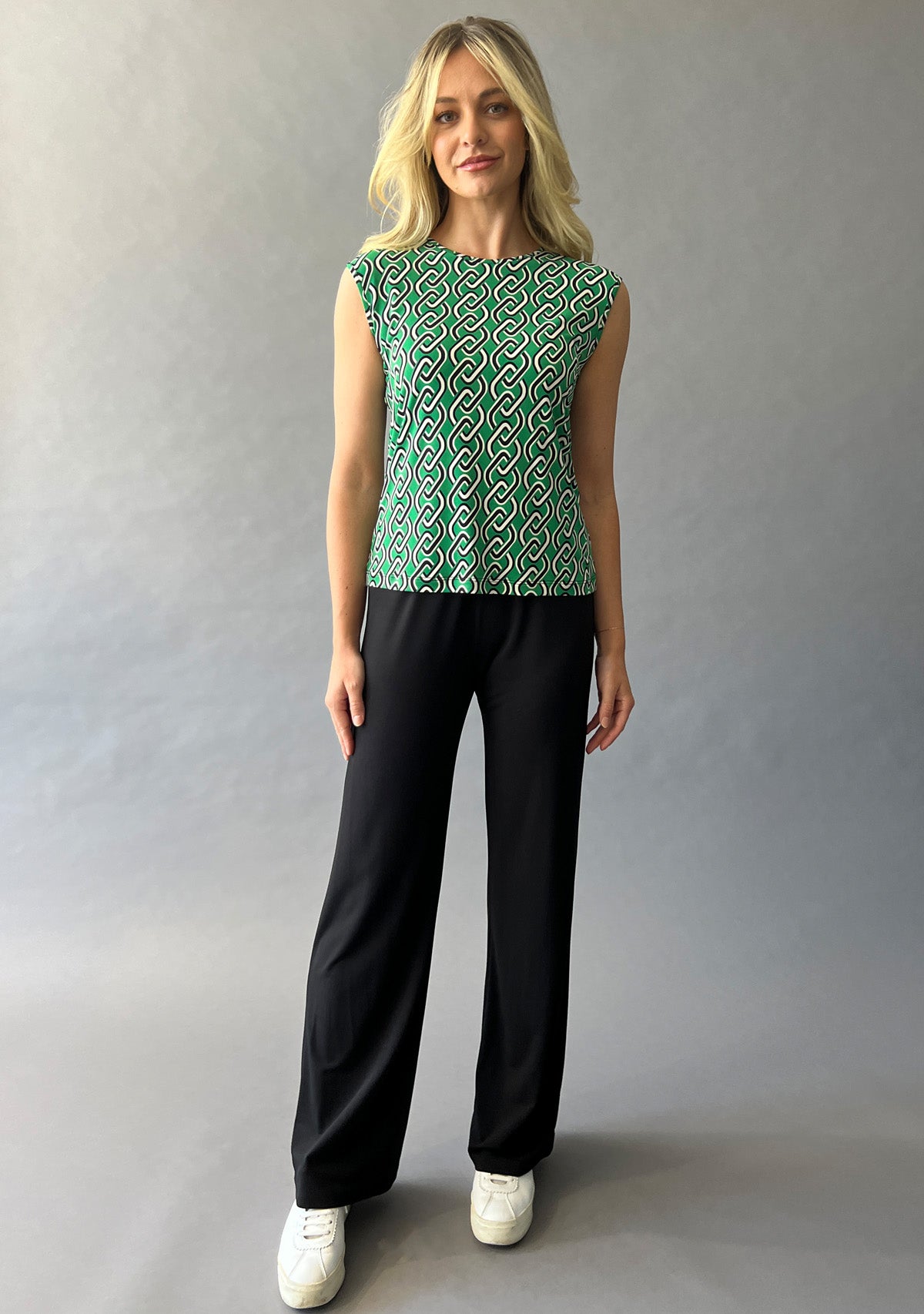 GEOMETRIC MUSCLE TOP