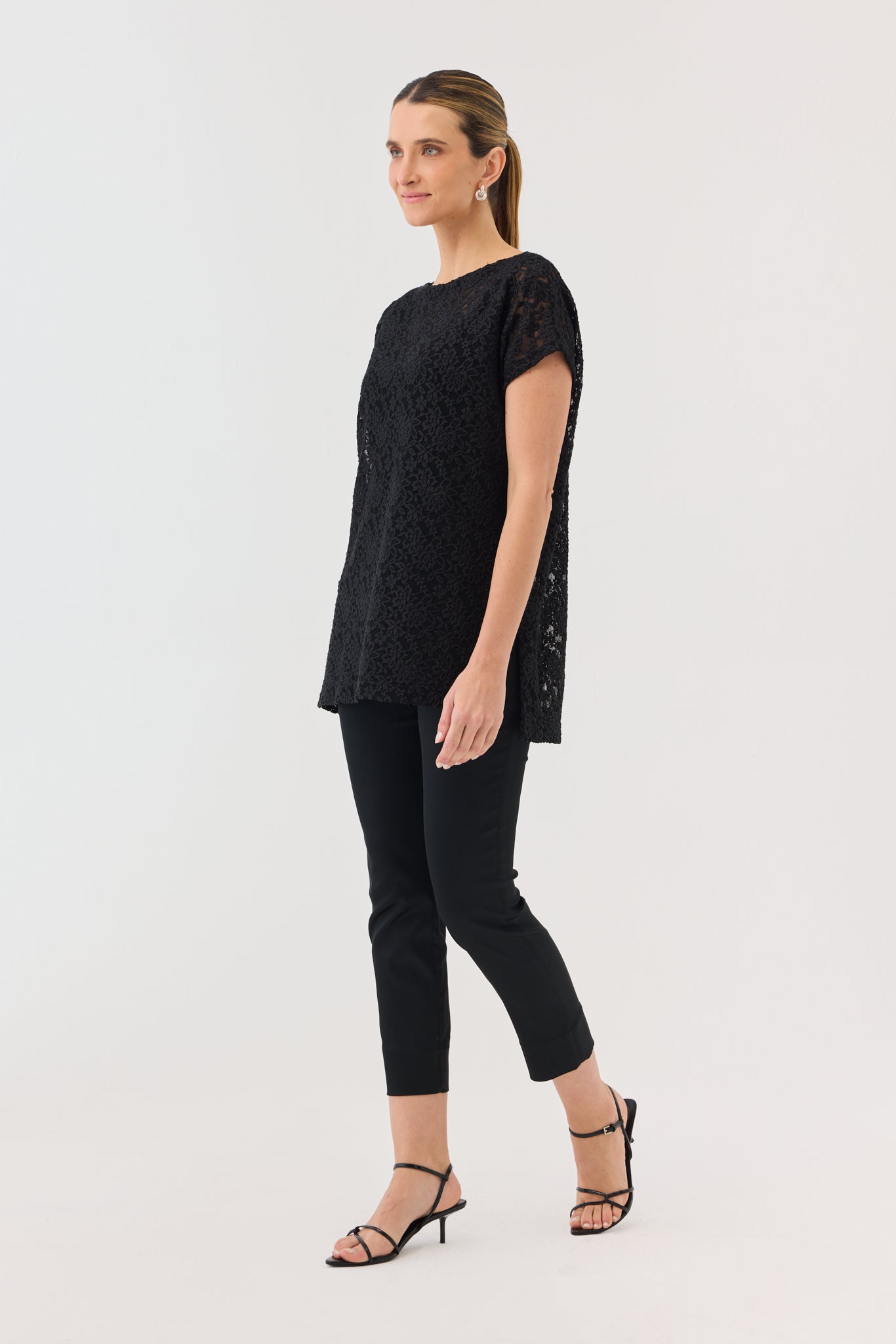 MYSTIQUE LACE TEE