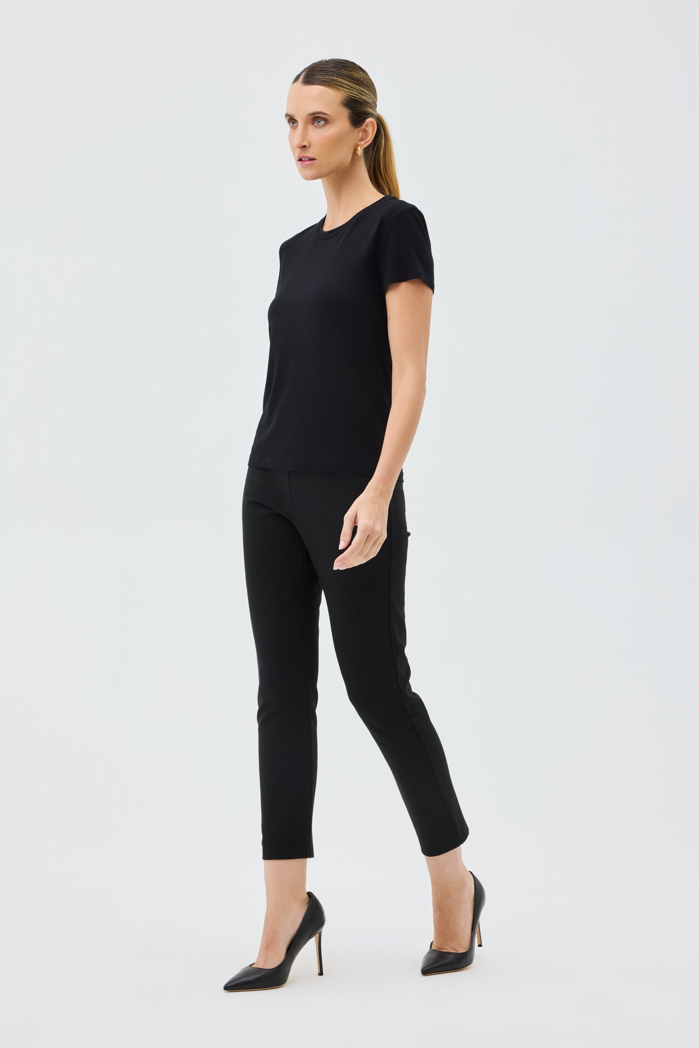 TINY TEE