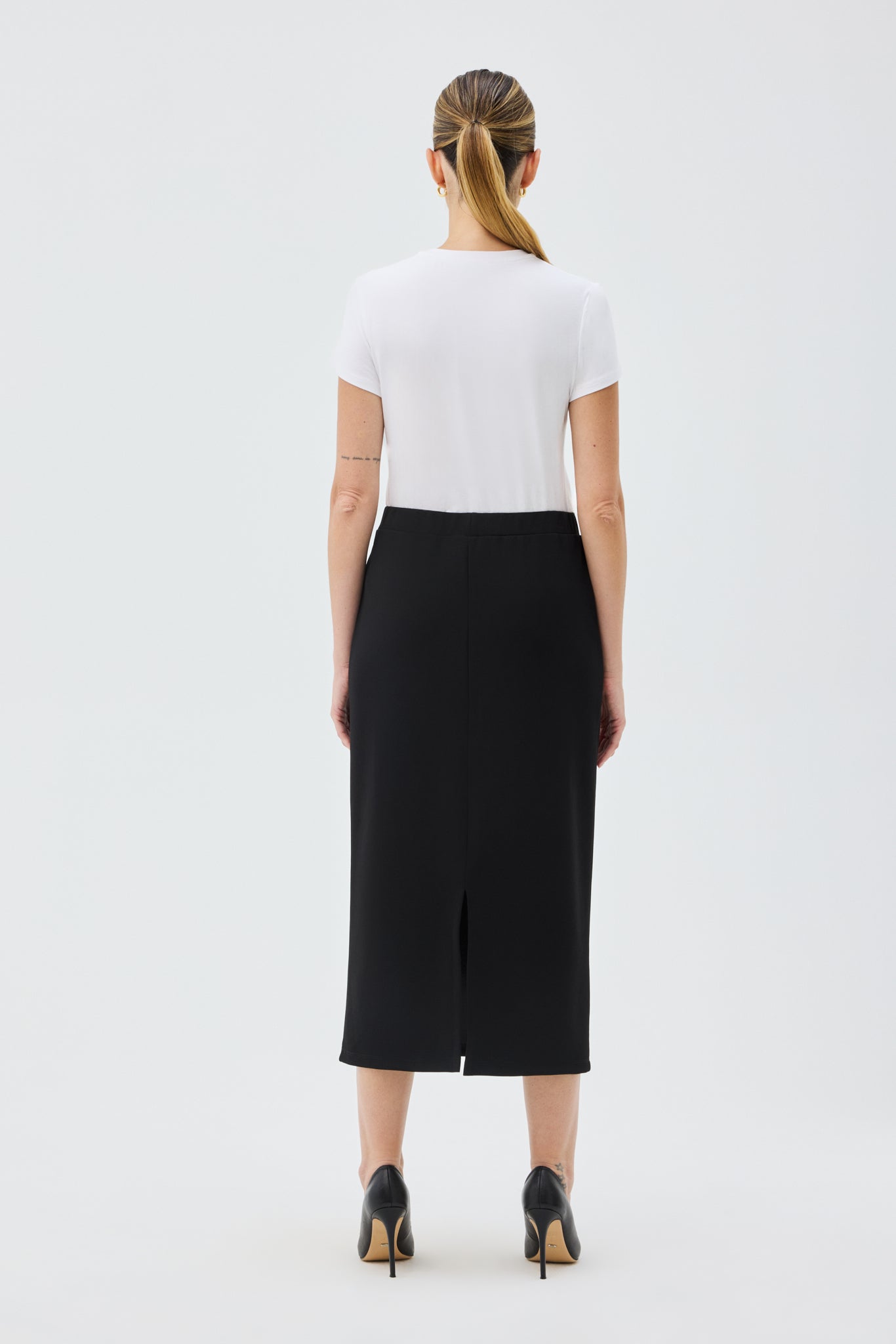 RUNWAY SKIRT