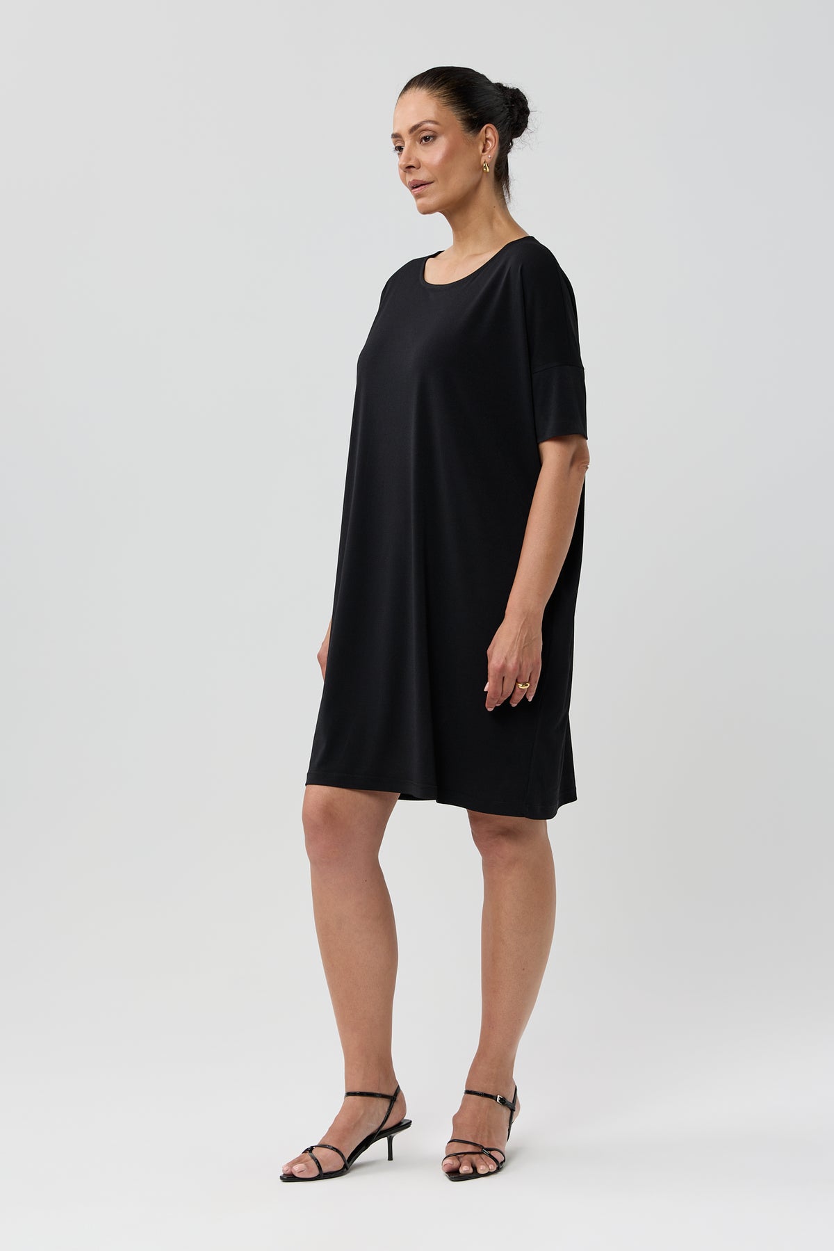 EXIT DRESS