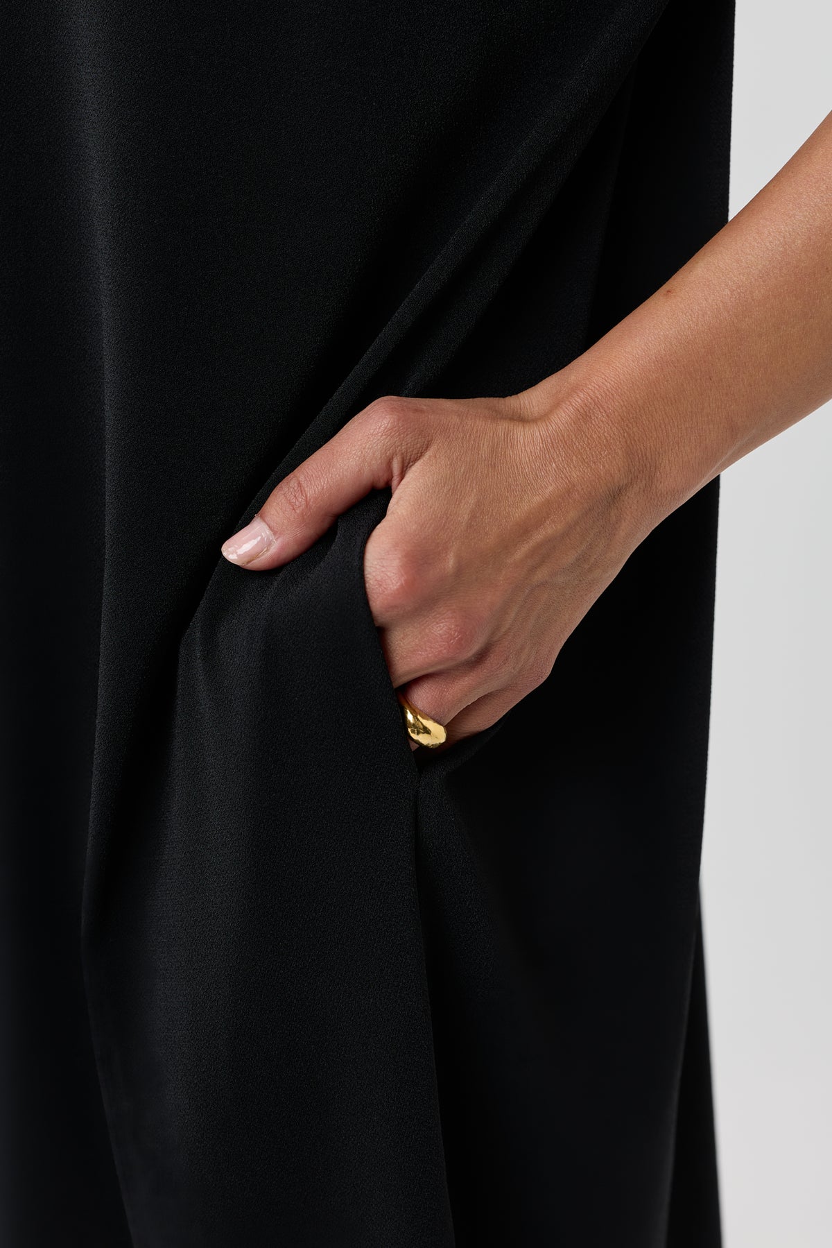 EXIT DRESS