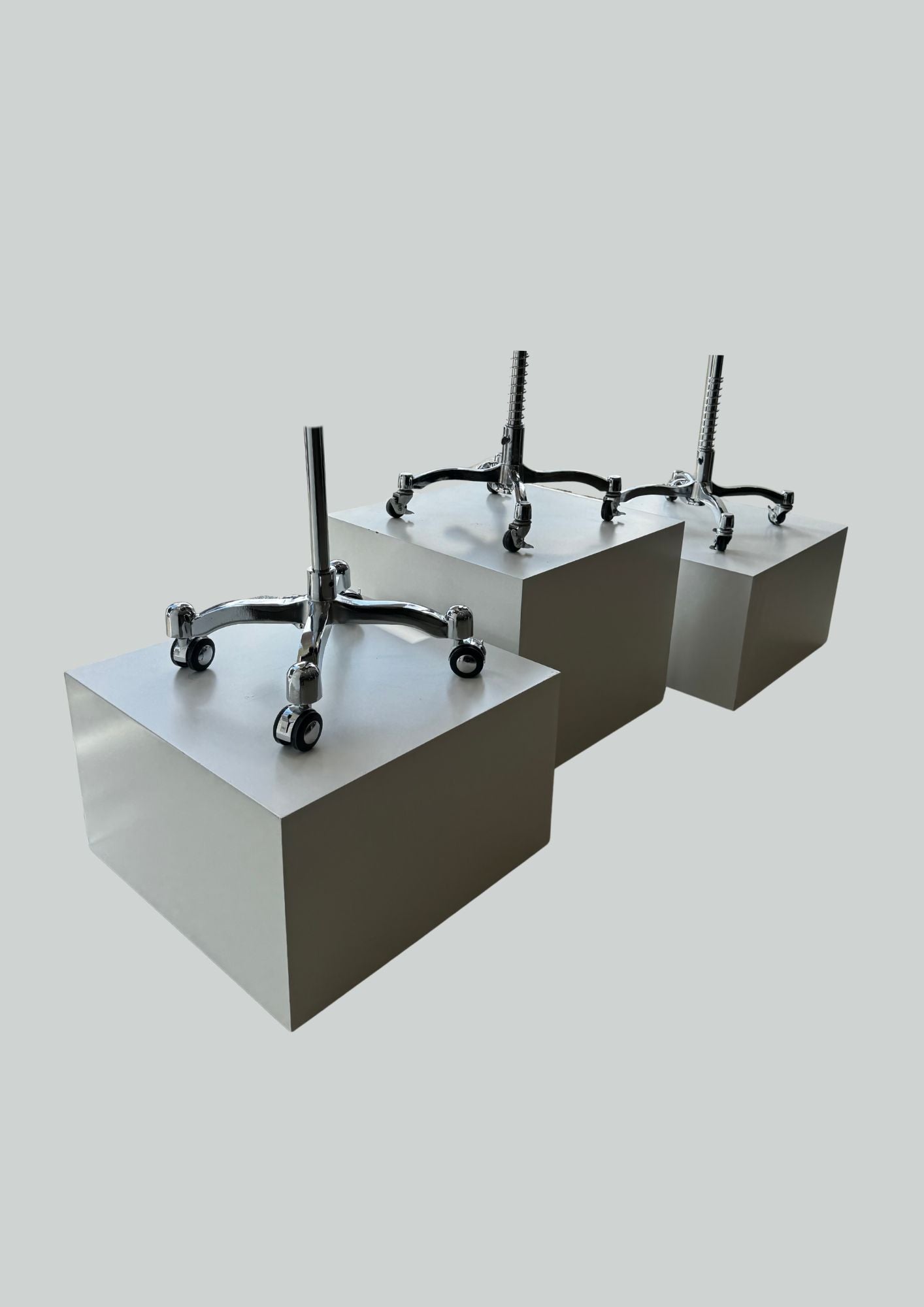 VARIOUS MANNEQUIN PLINTHS
