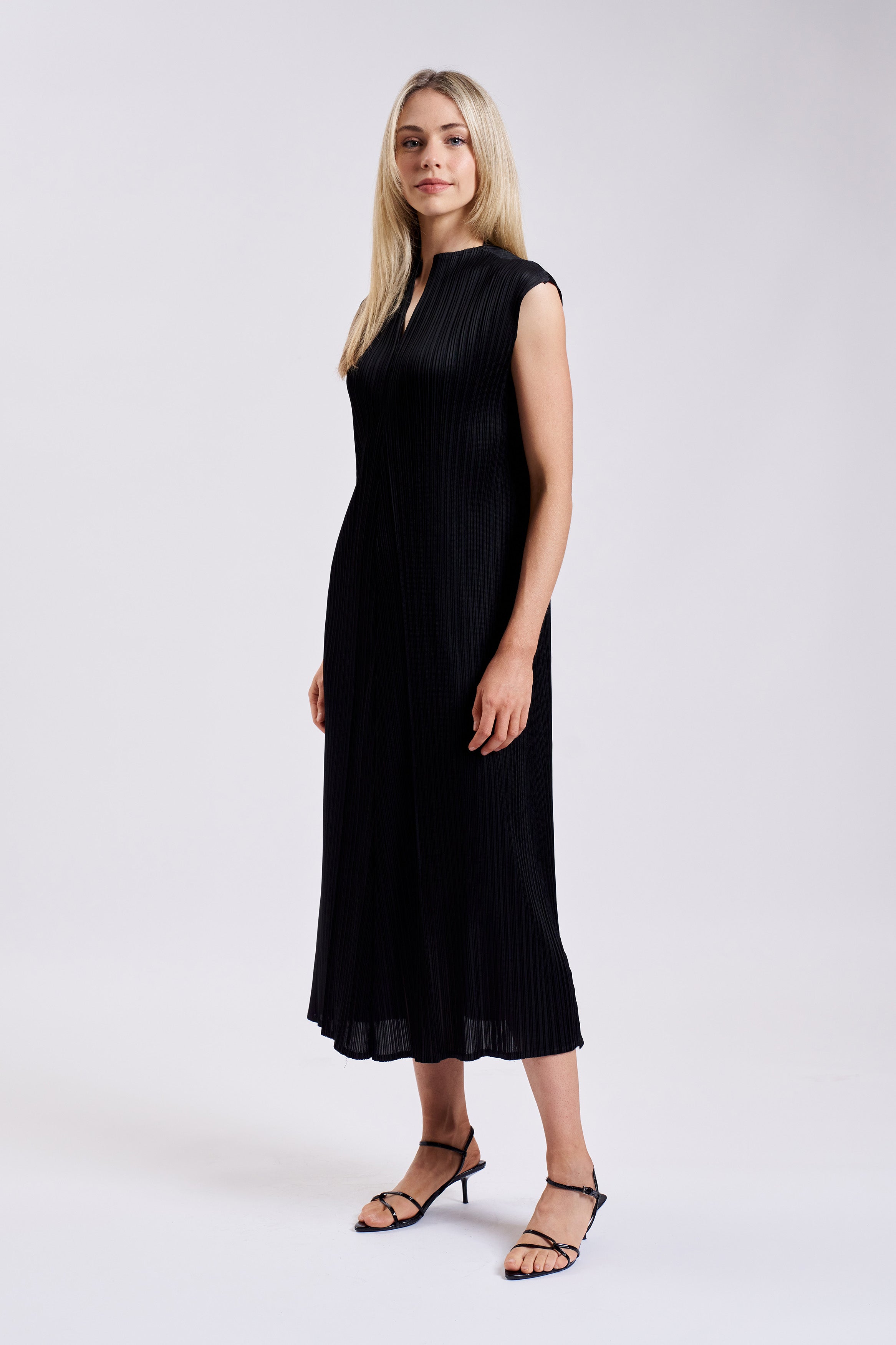 ACCORD PLEATED DRESS
