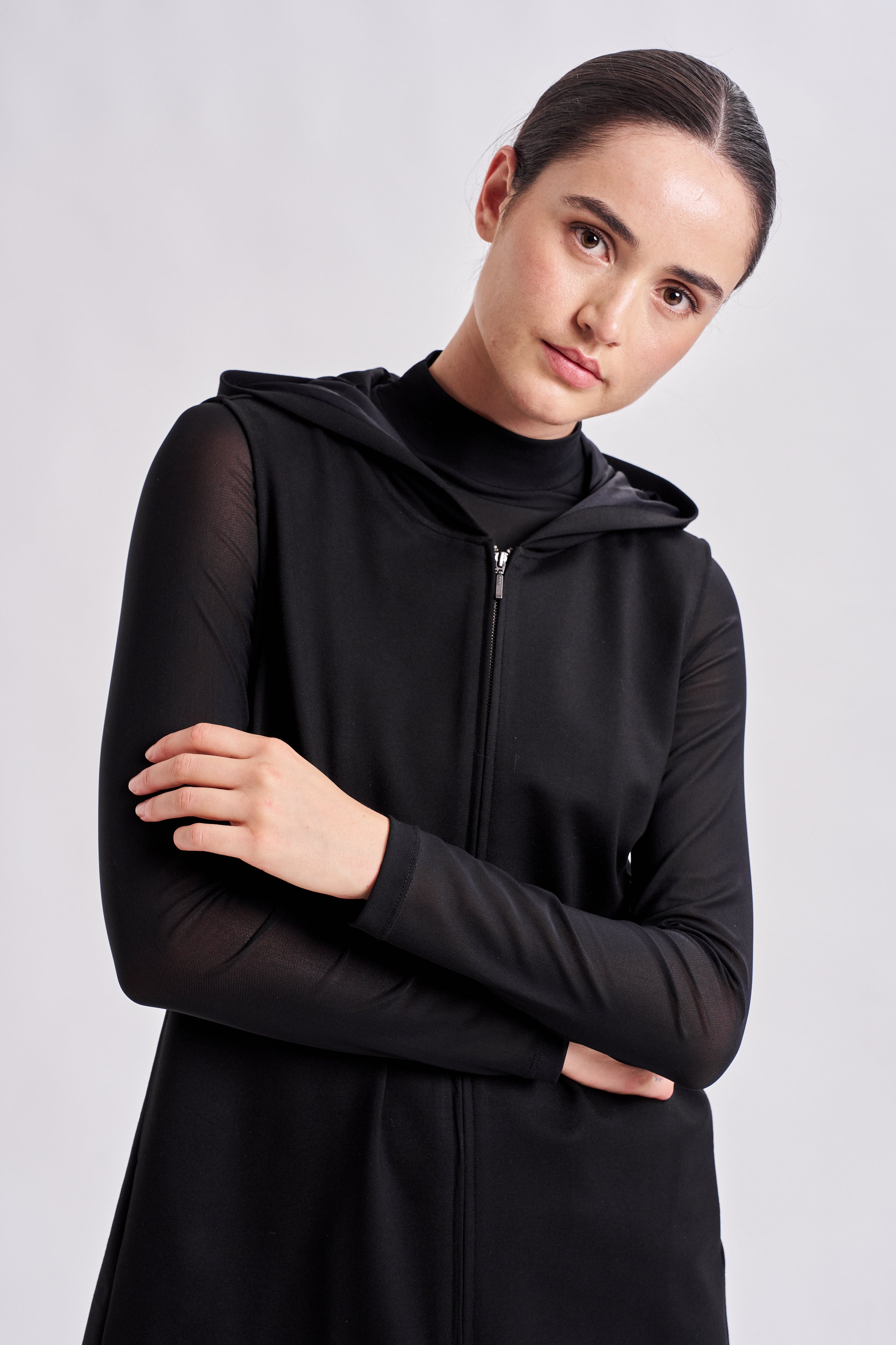 FOUNDATION VEST