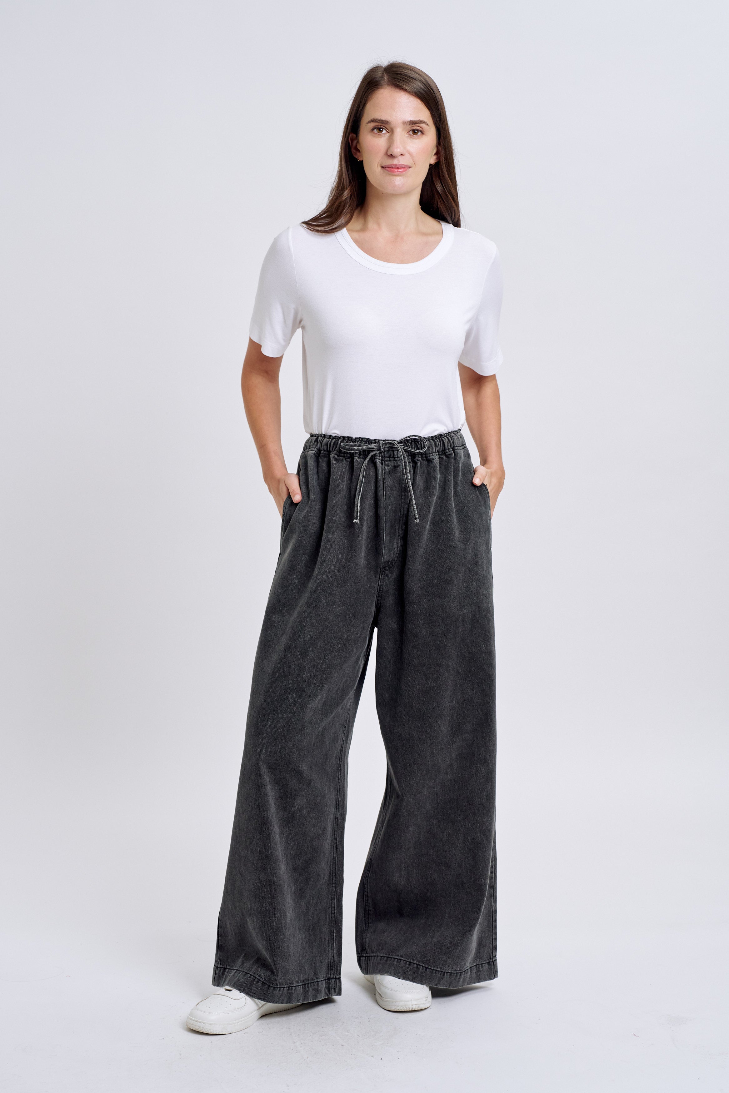 NADIA JEANS