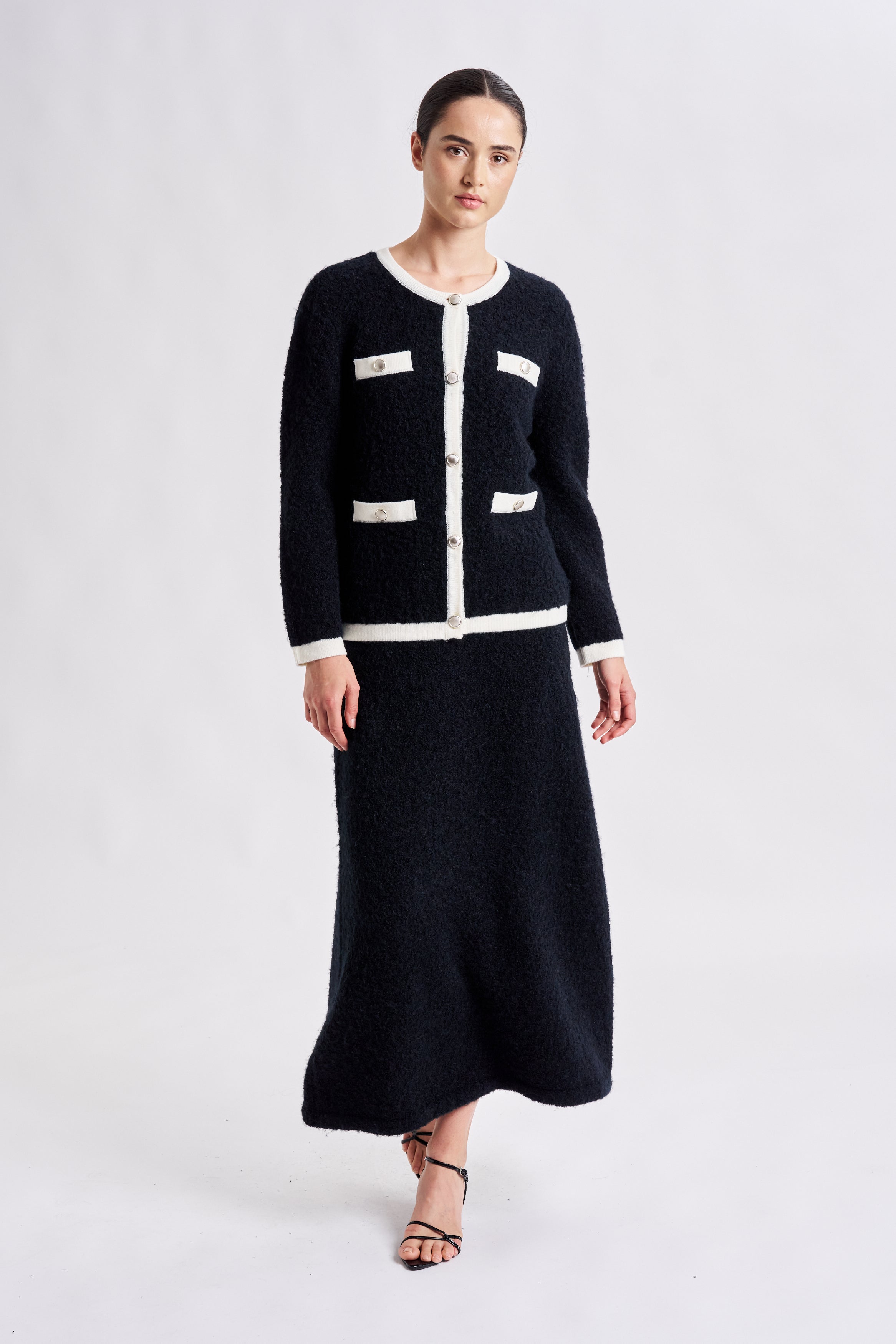 CAPITAL KNIT