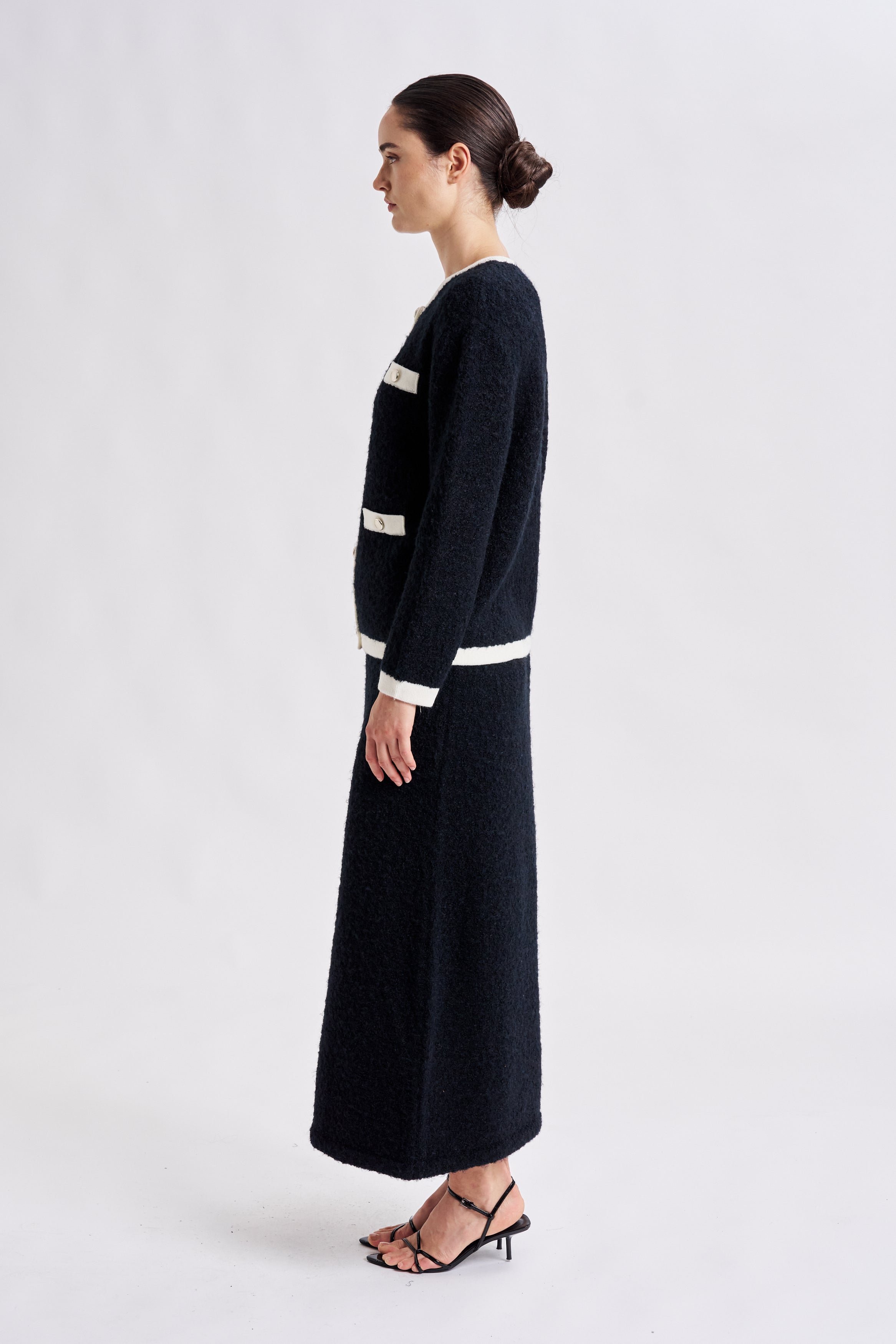 CAPITAL KNIT