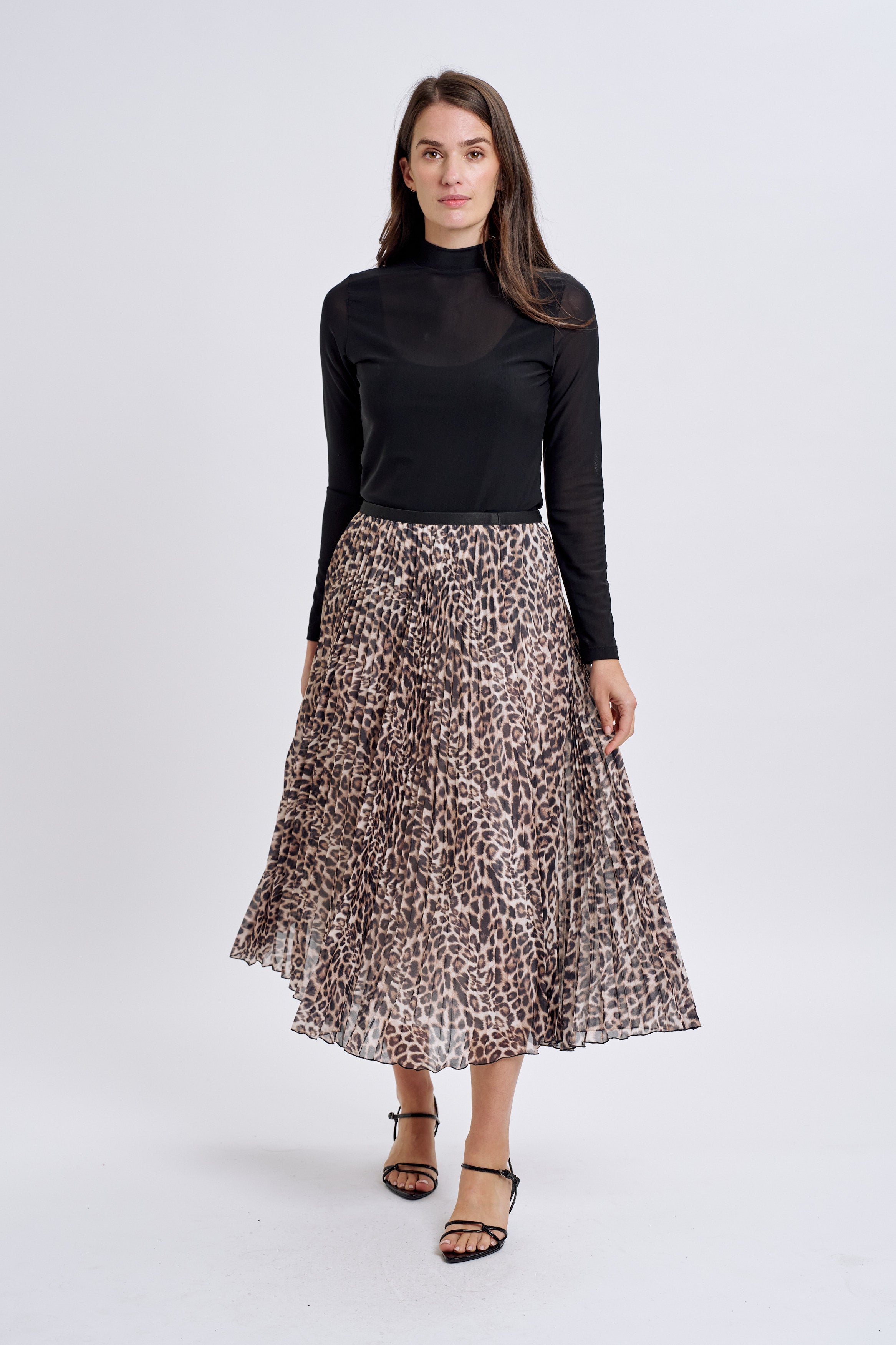 FIERCE PLEATED SKIRT