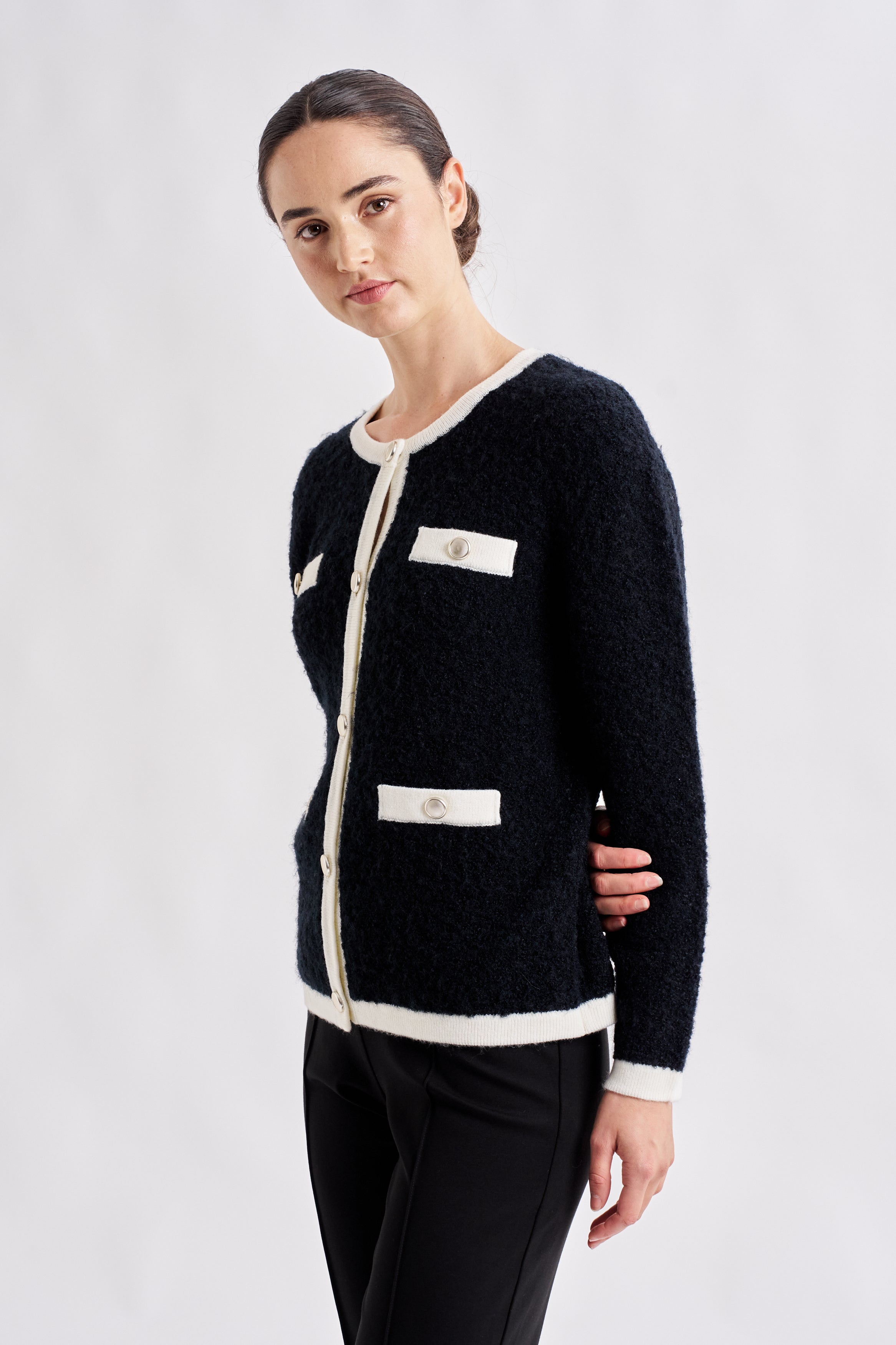 CAPITAL KNIT