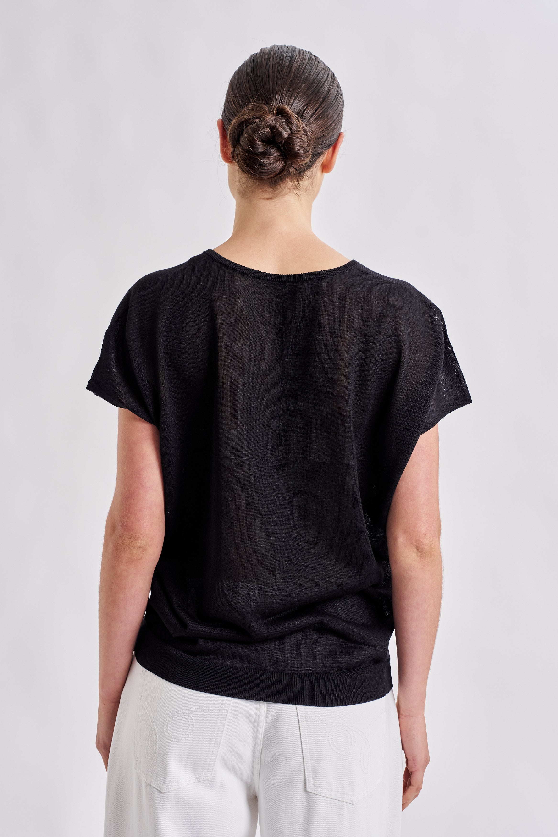 FAIR V-NECK KNIT