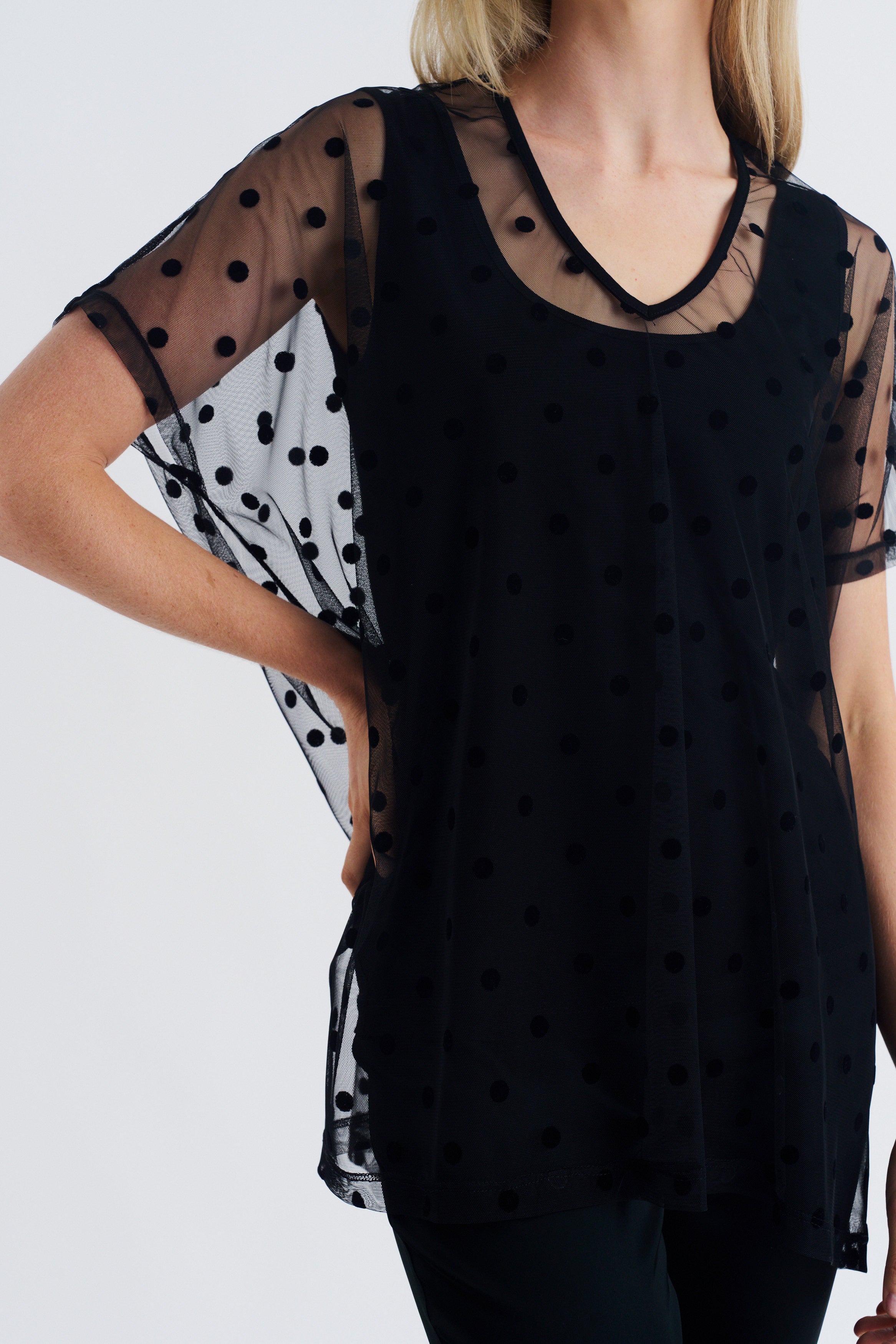 CABARET TEE