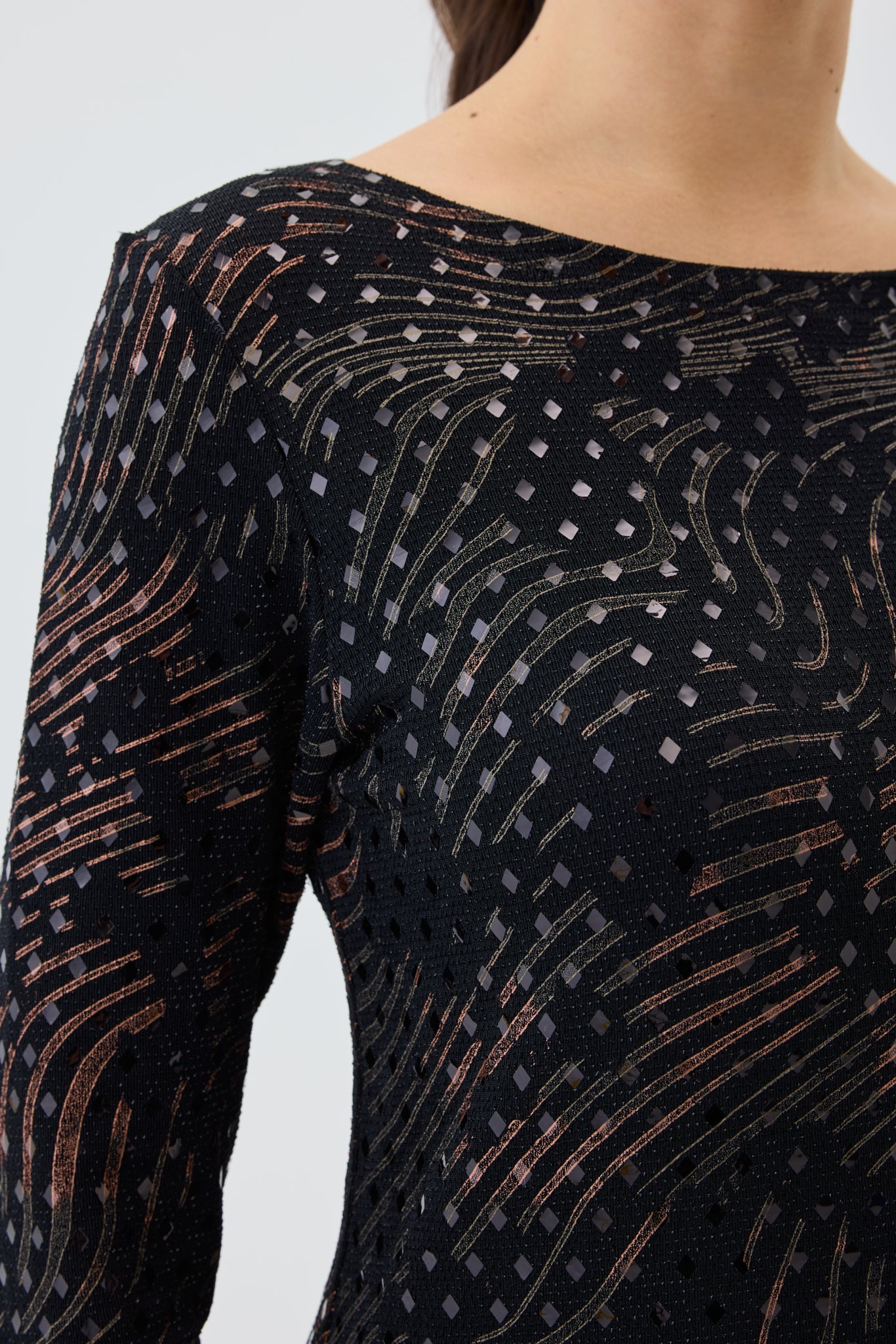 METALLIC BOATNECK