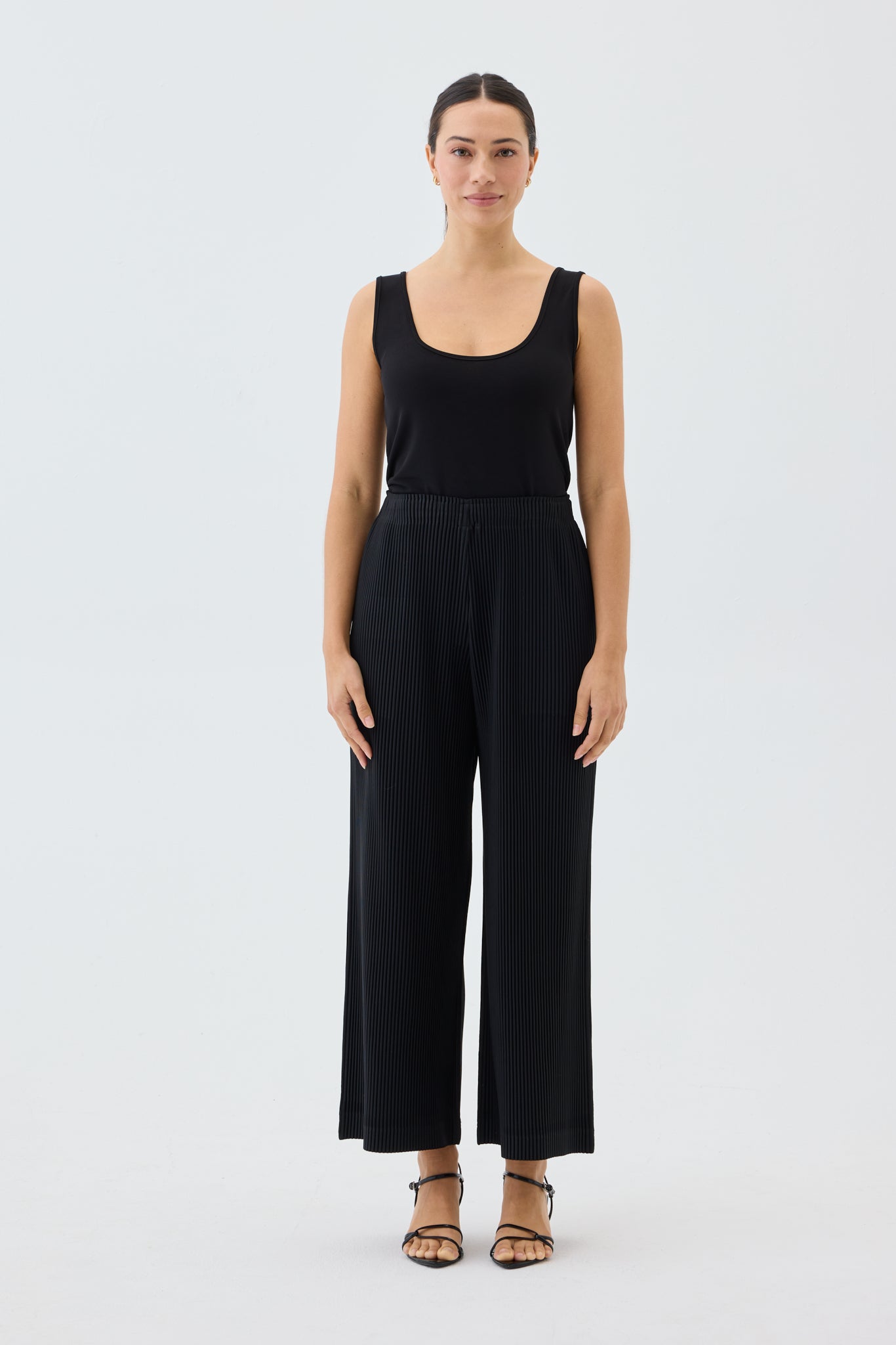 MONO PLEATED PANT