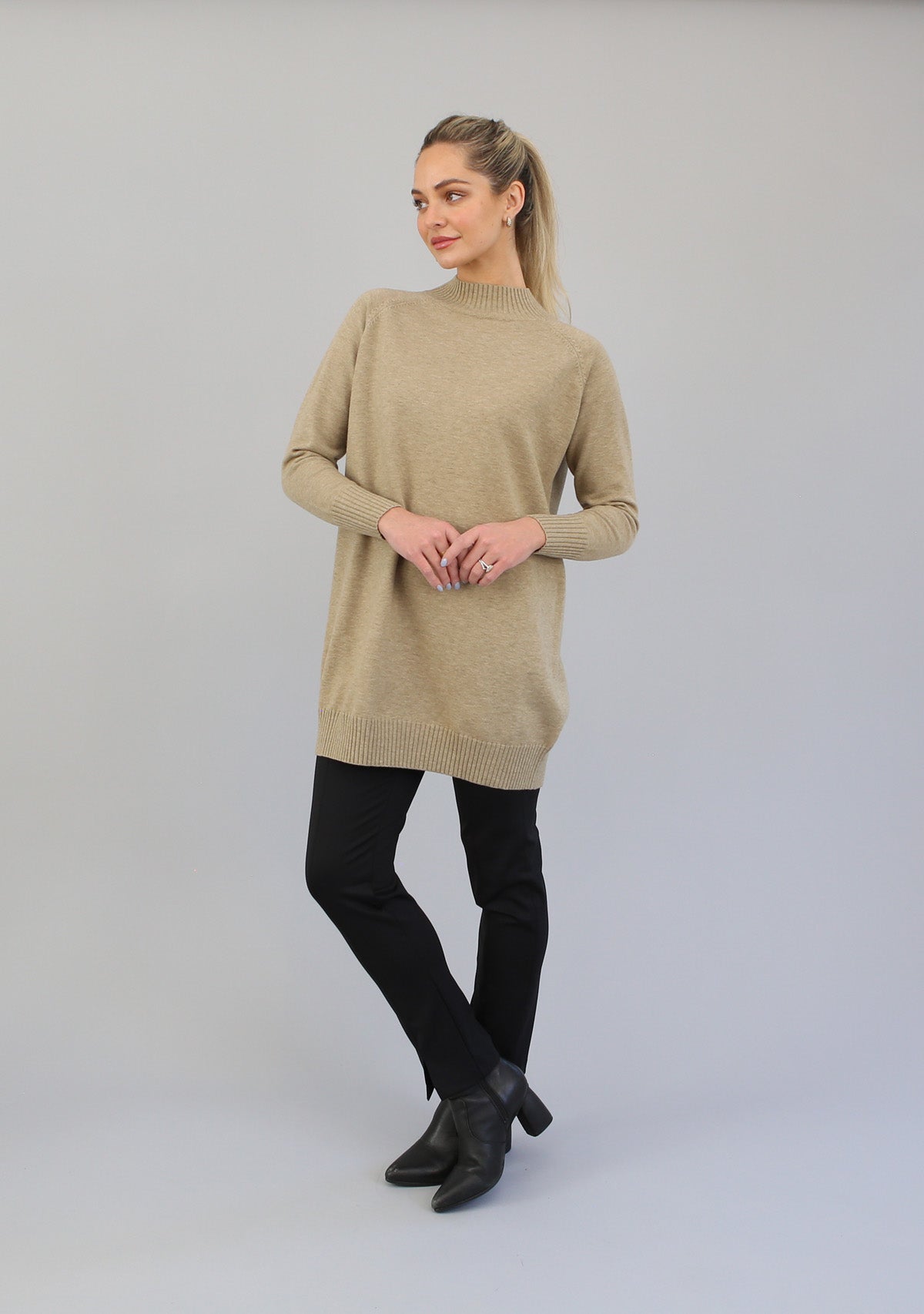 ROMY KNIT