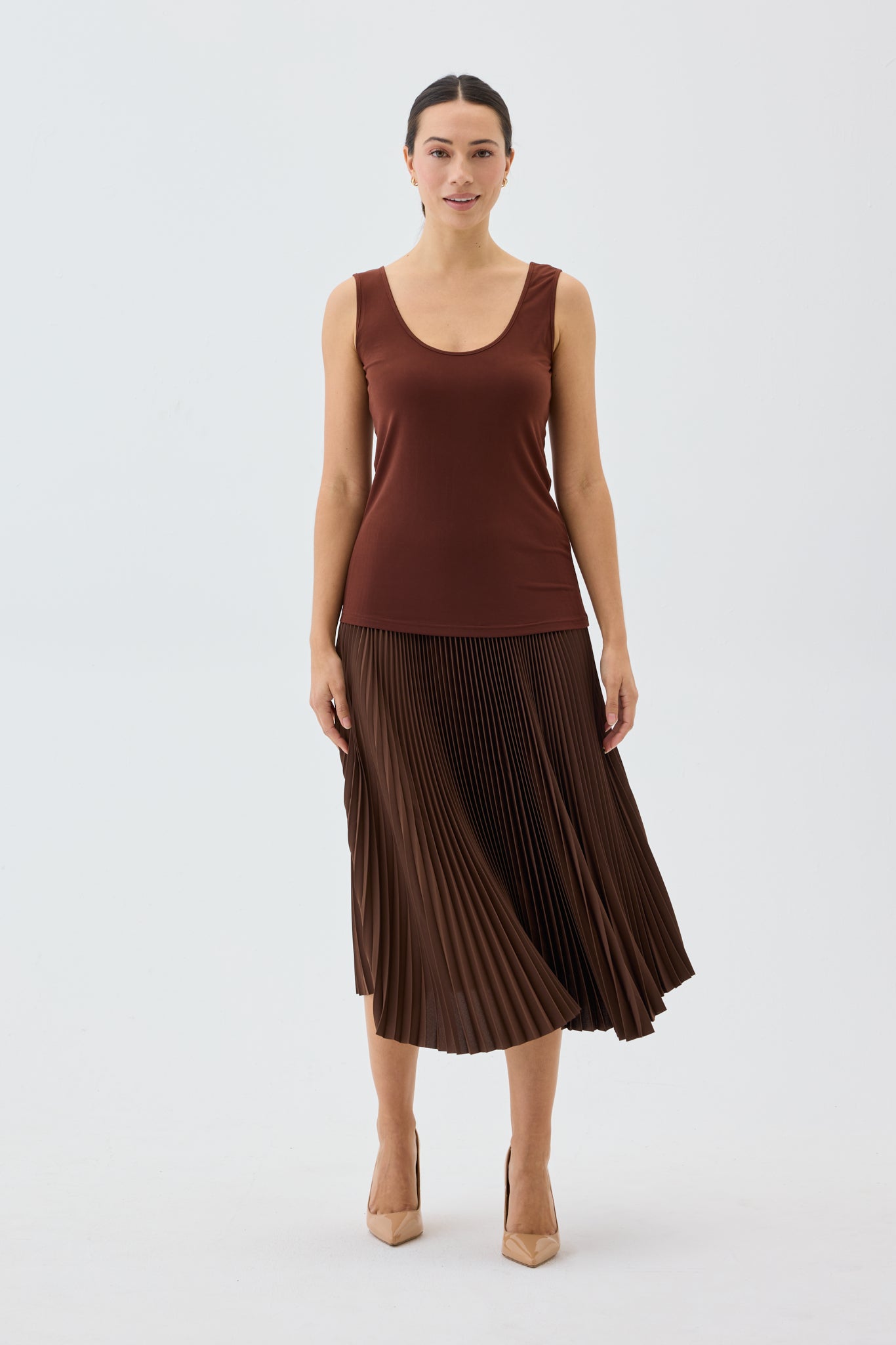 SEASONAL SCOOP NECK TANK